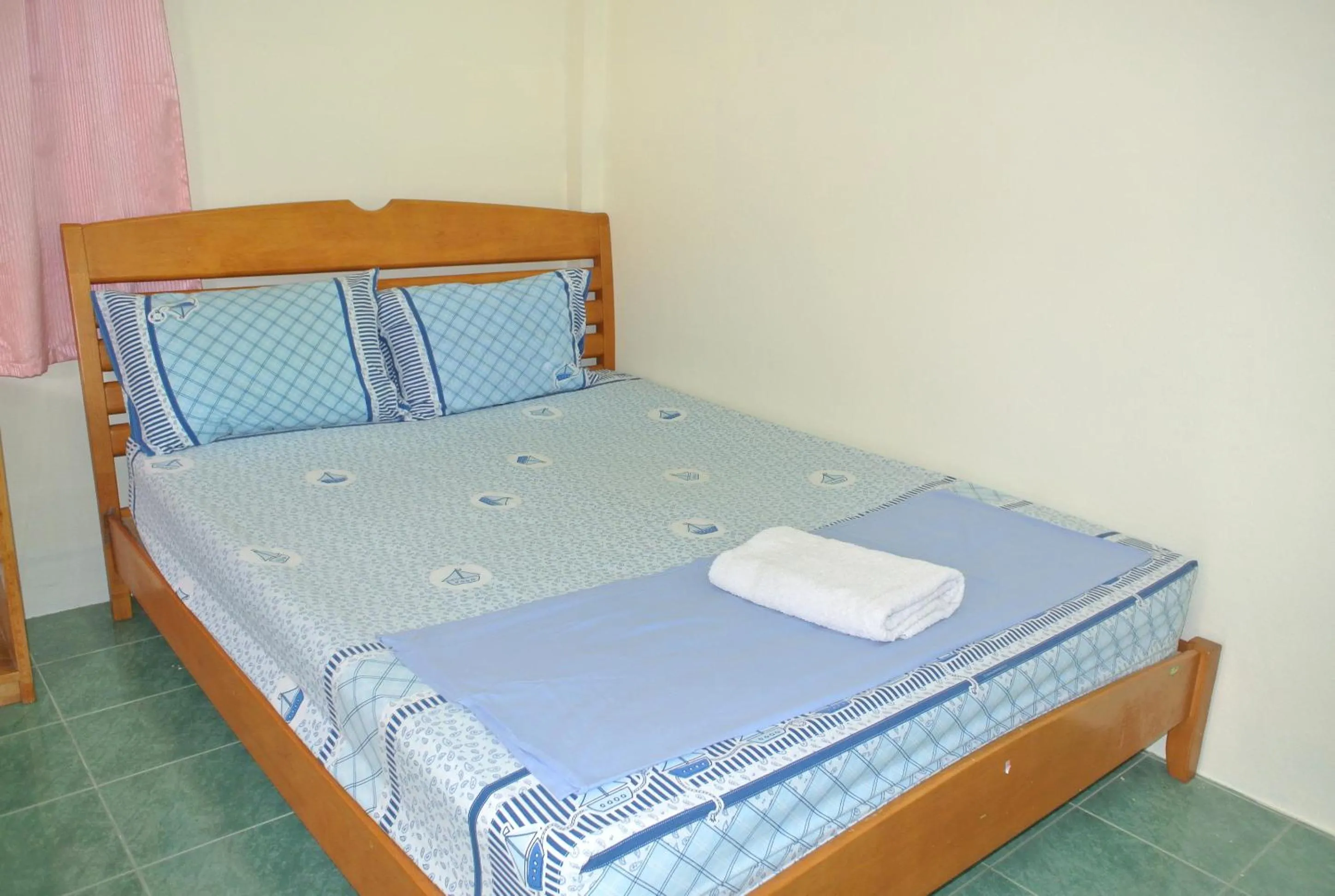 Bed in Suksabai Resort