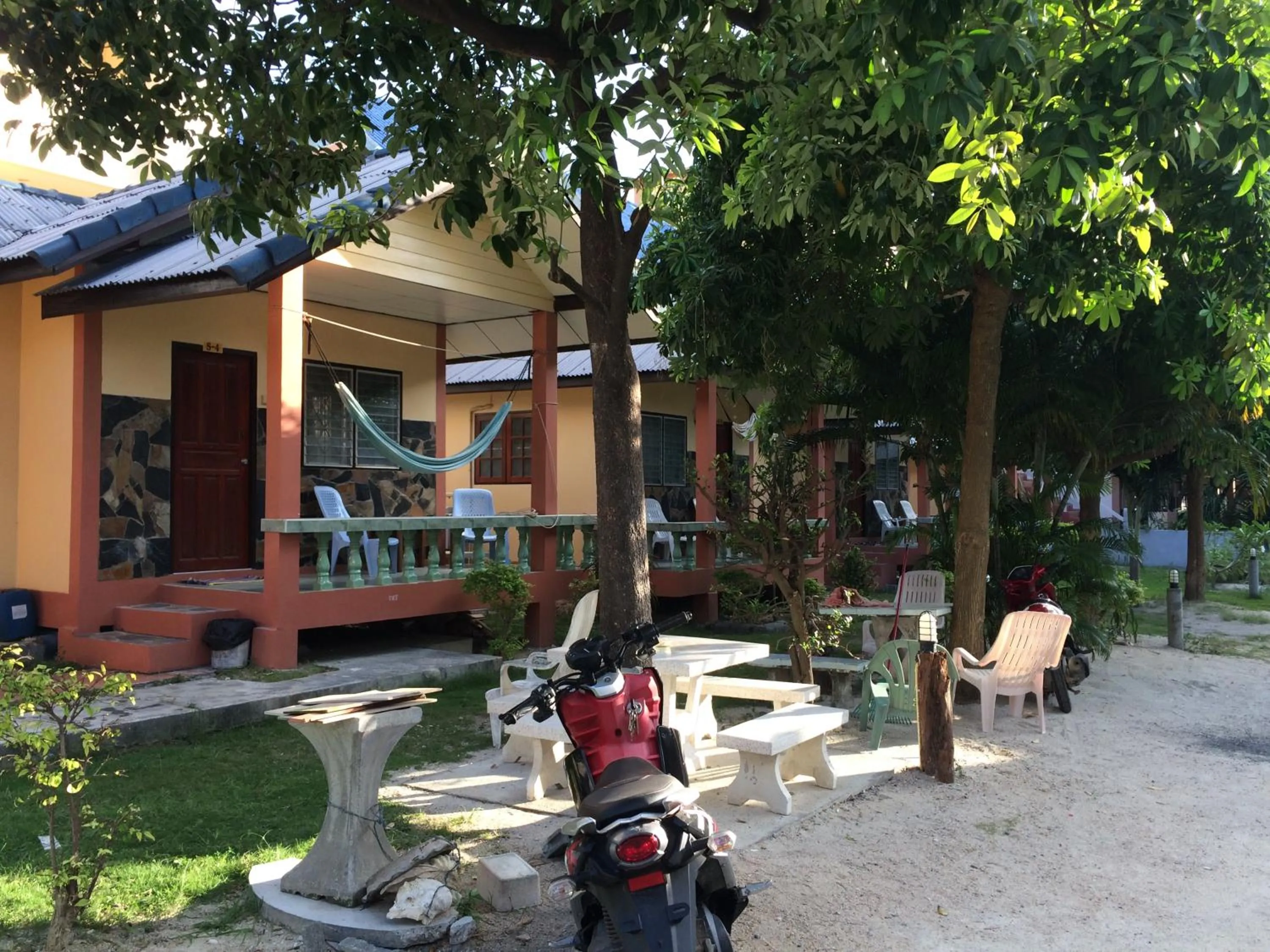 Garden view in Suksabai Resort