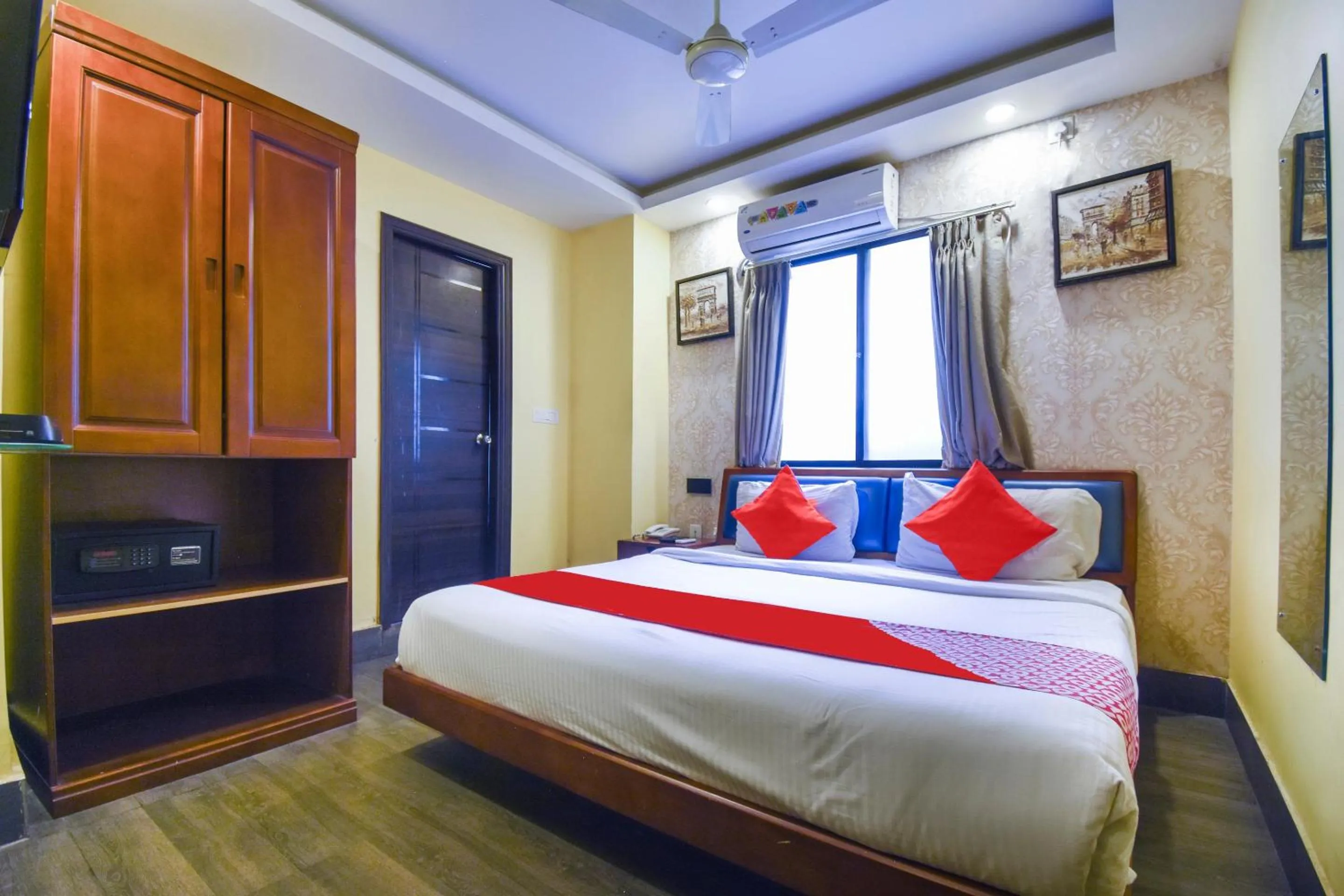 Bedroom, Bed in Kiaan Inn