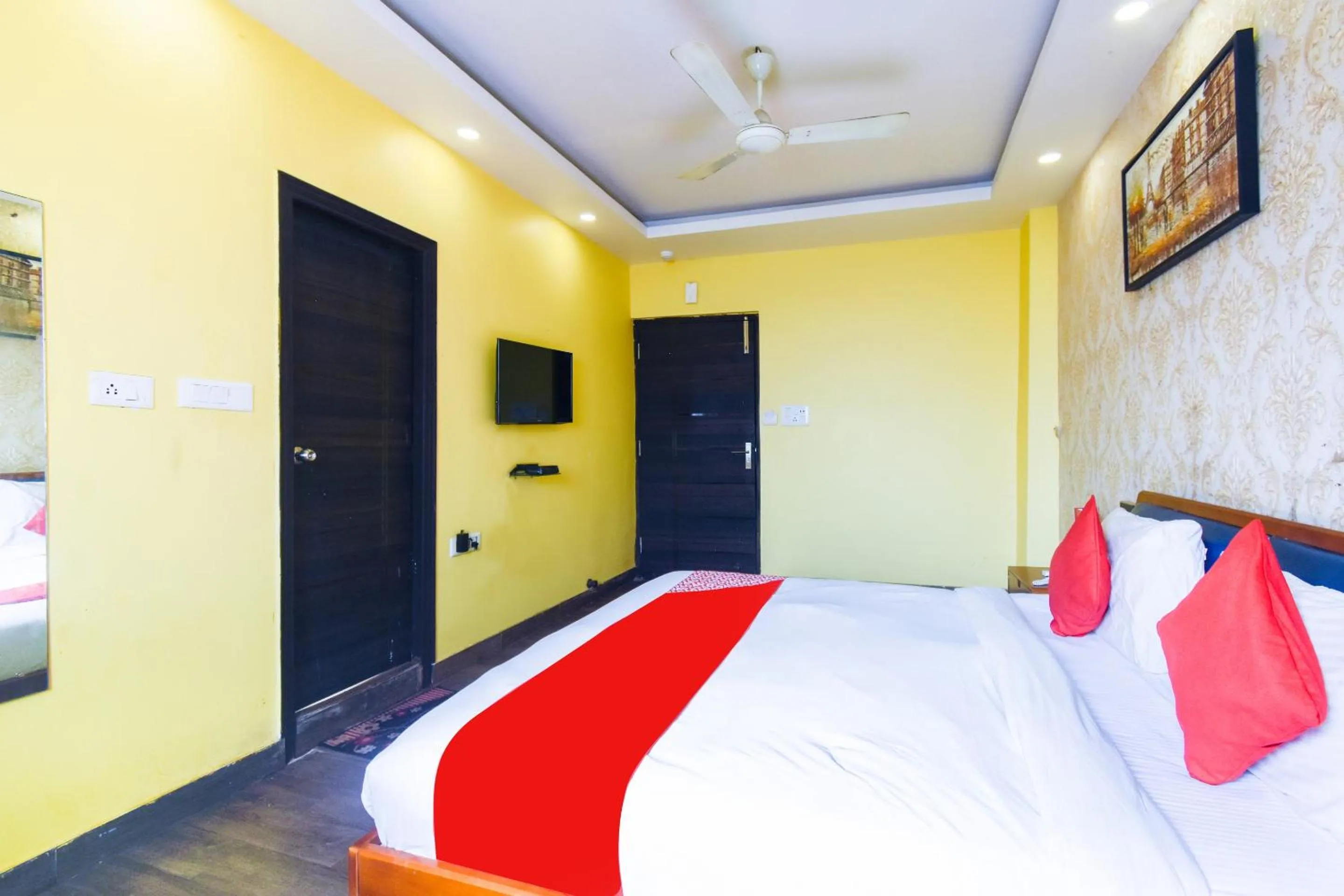 Bedroom, Bed in Kiaan Inn