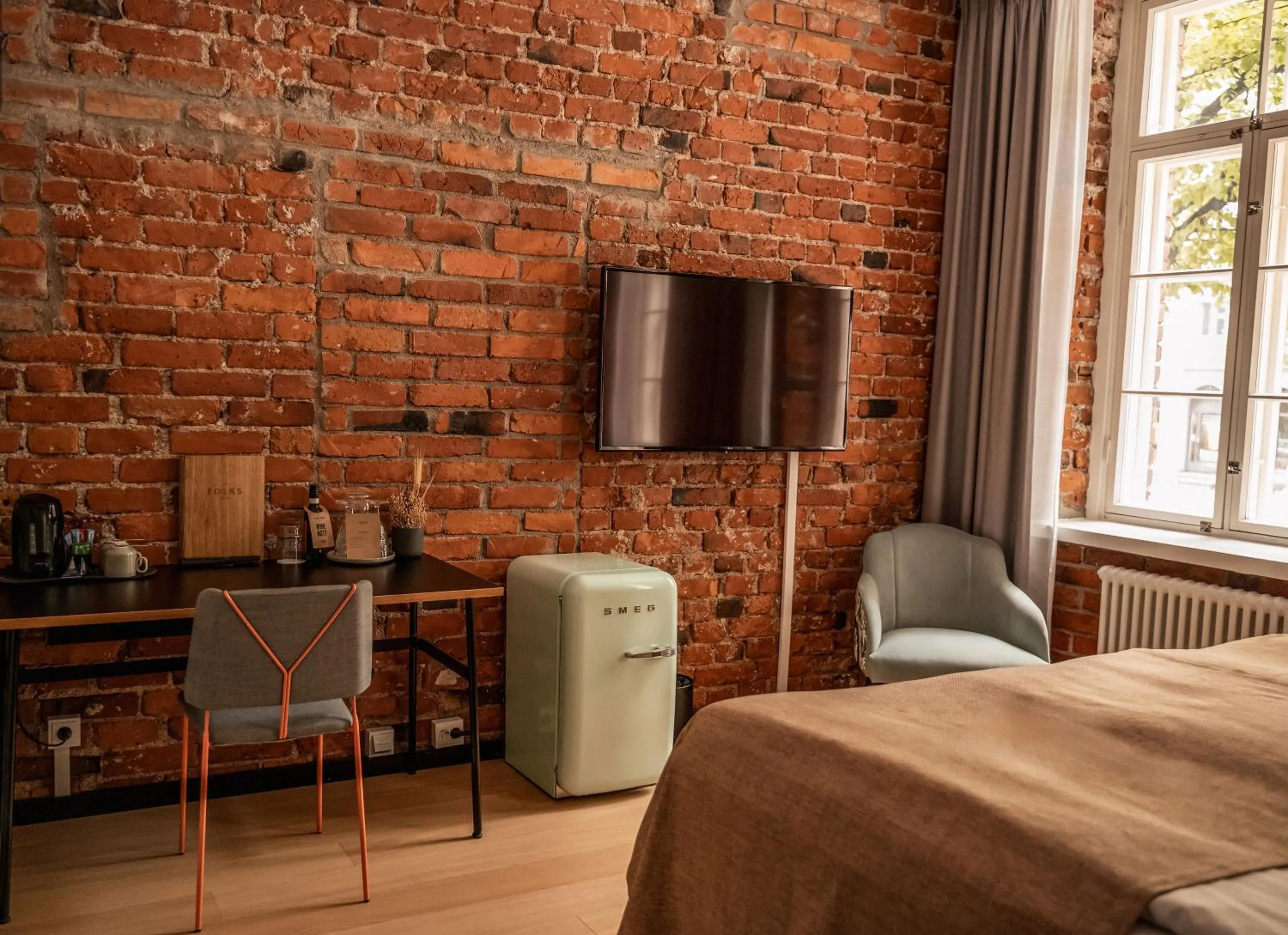 Coffee/tea facilities, Bed in The Folks Hotel Konepaja