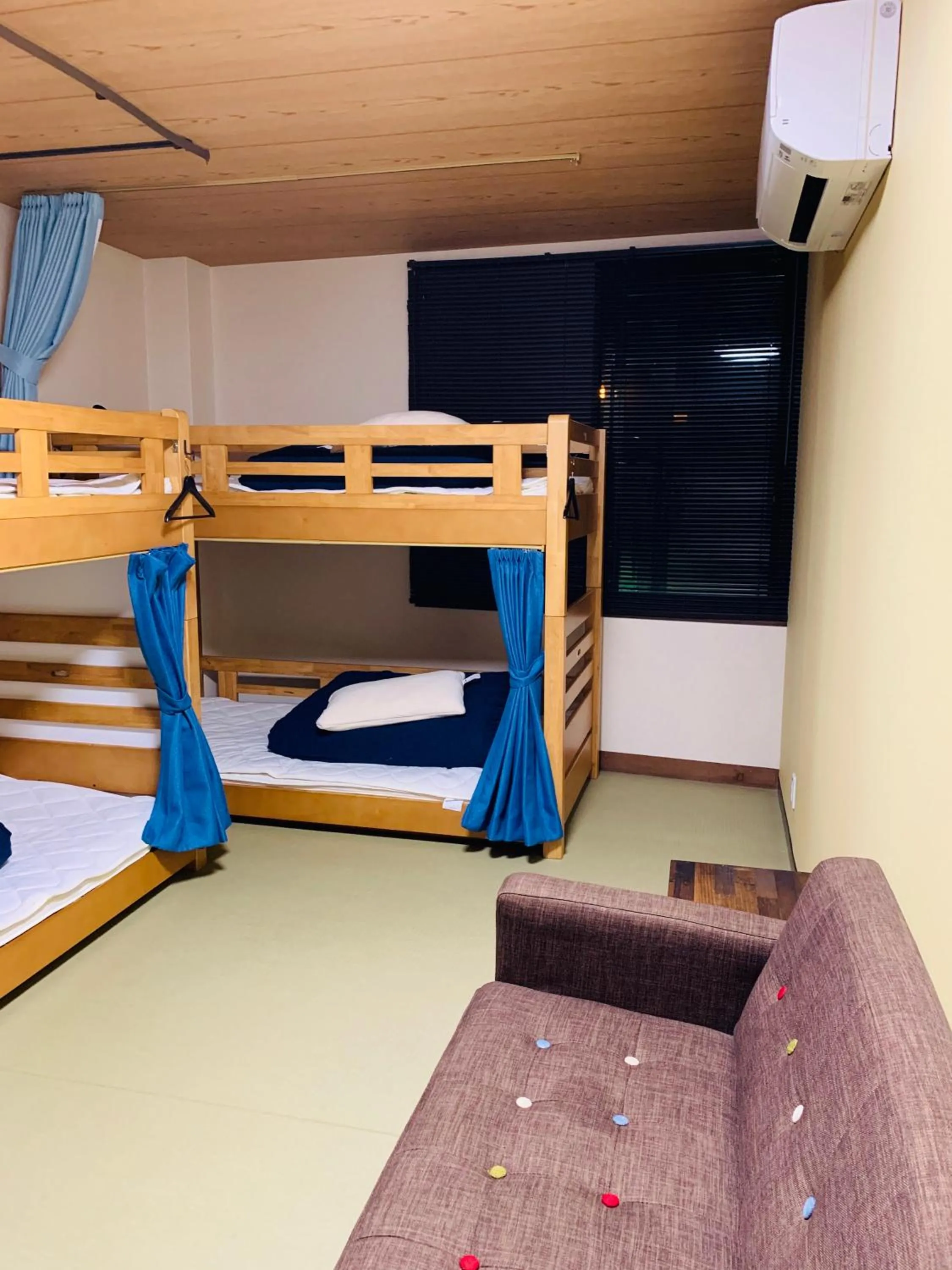 Bed in Hilo Hostel