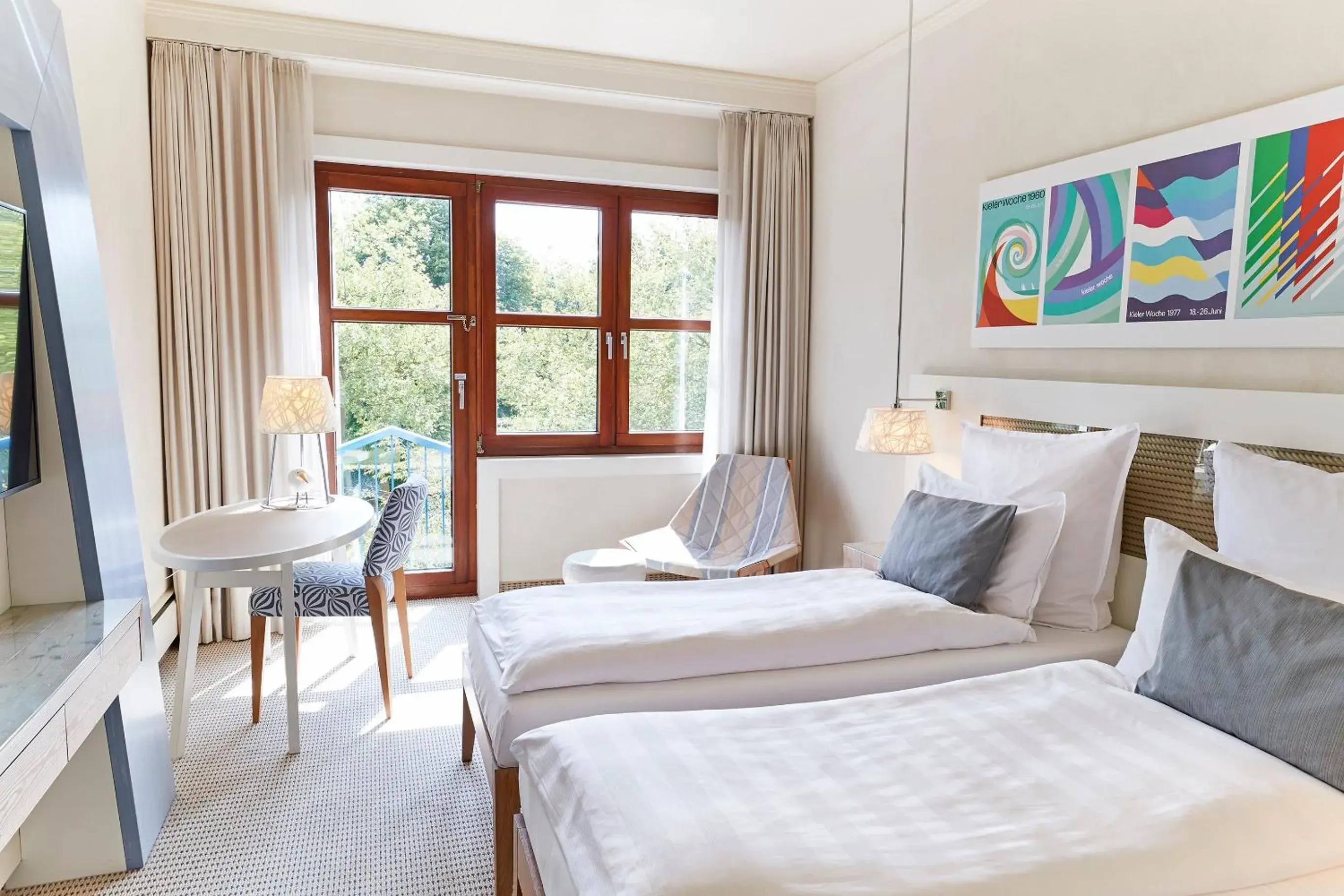 Photo of the whole room, Bed in Steigenberger Hotel Conti Hansa Kiel Photo of the whole room, Bed in Steigenberger Hotel Conti Hansa Kiel