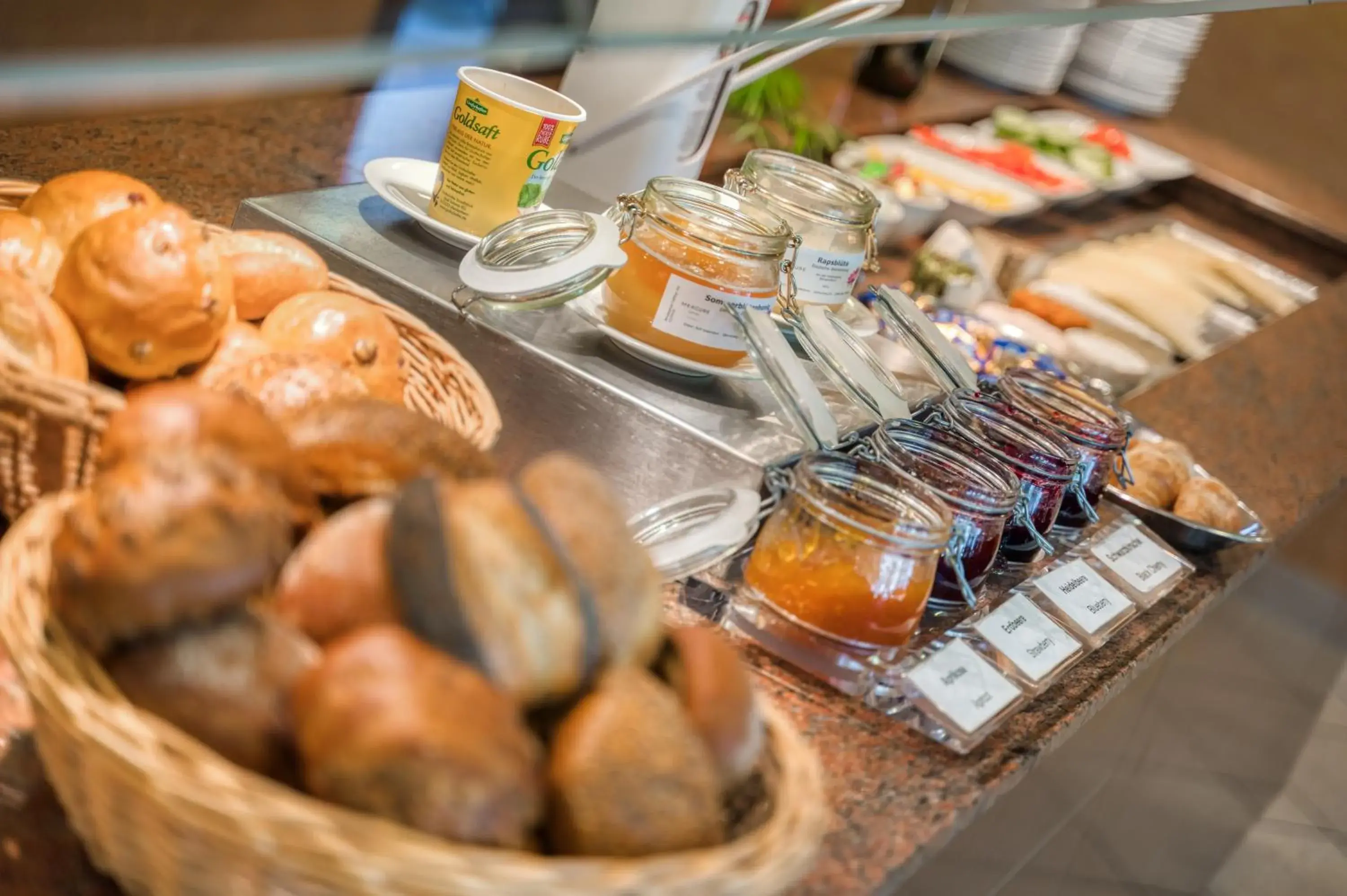 Breakfast in PARKHOTEL Hameln Breakfast in PARKHOTEL Hameln