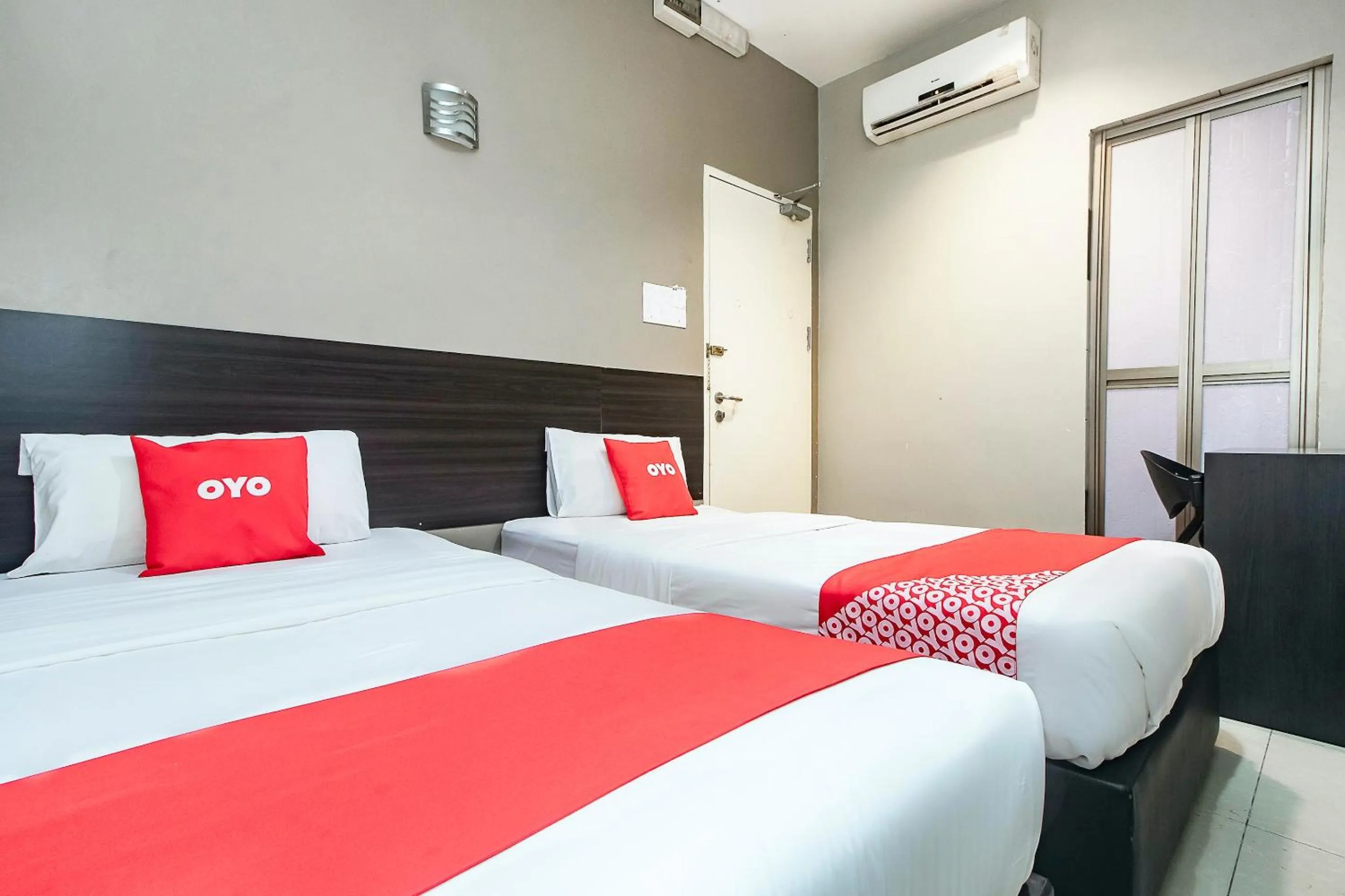 Bedroom, Bed in Hotel O Nice Stay Three Six Five Services