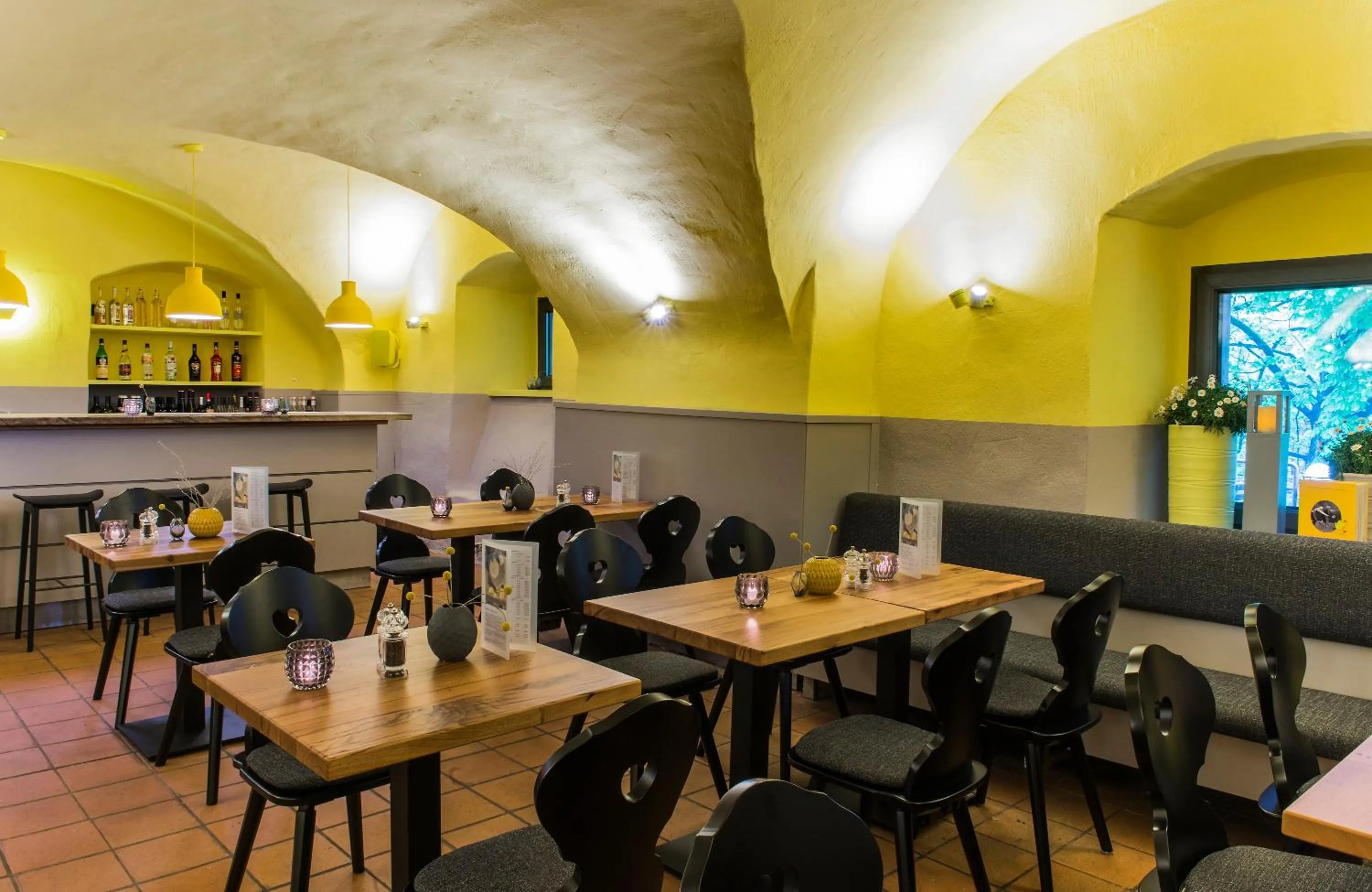 Restaurant/places to eat in Arcadeon