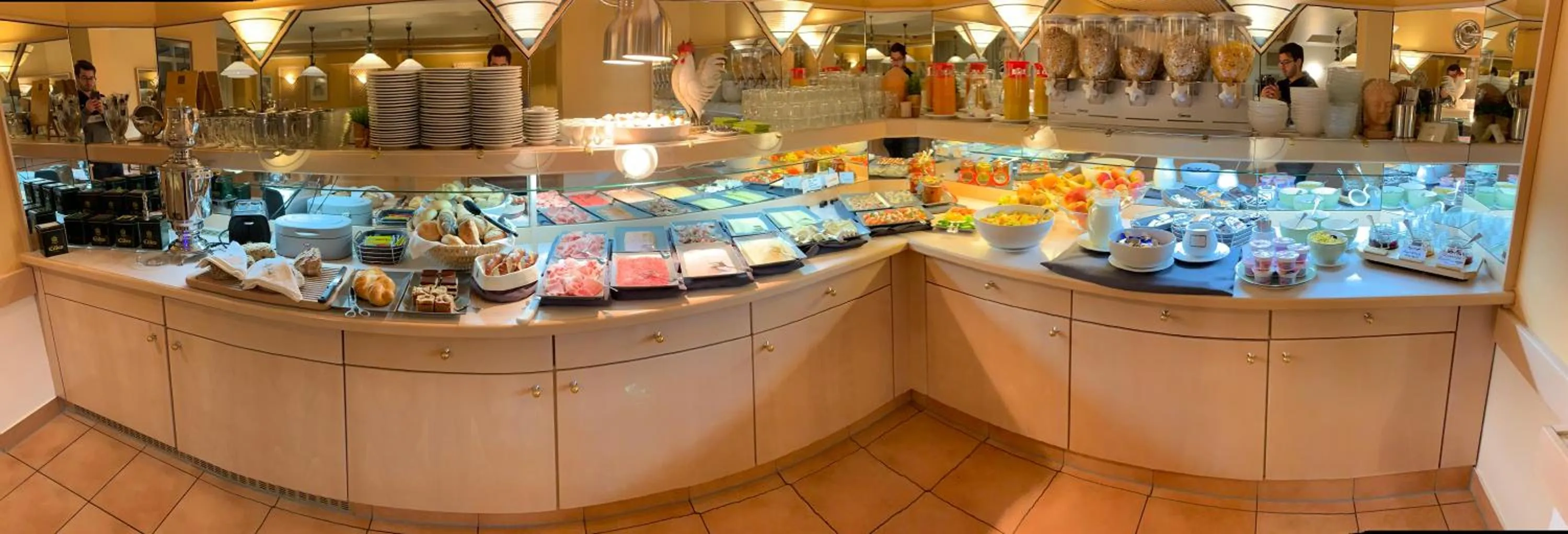 Breakfast in Hotel Garni Rebgarten