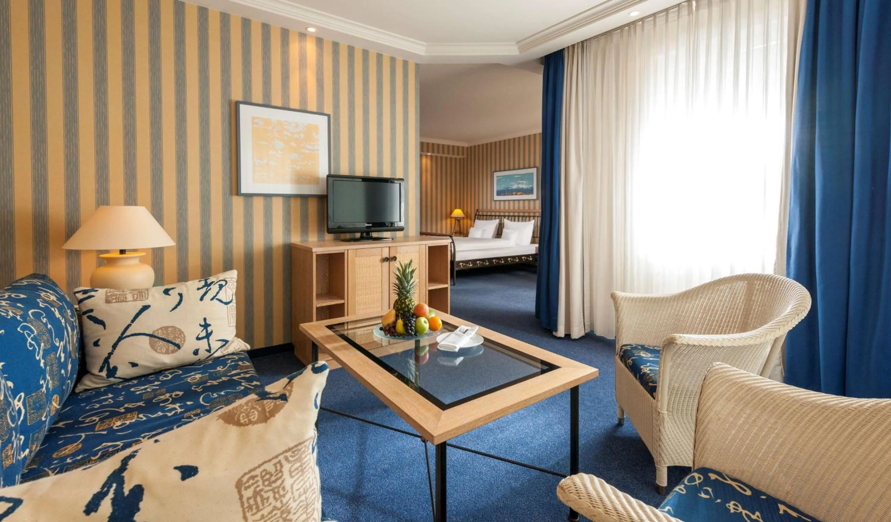 Photo of the whole room, Bed in Dorint Strandhotel Binz/Rügen