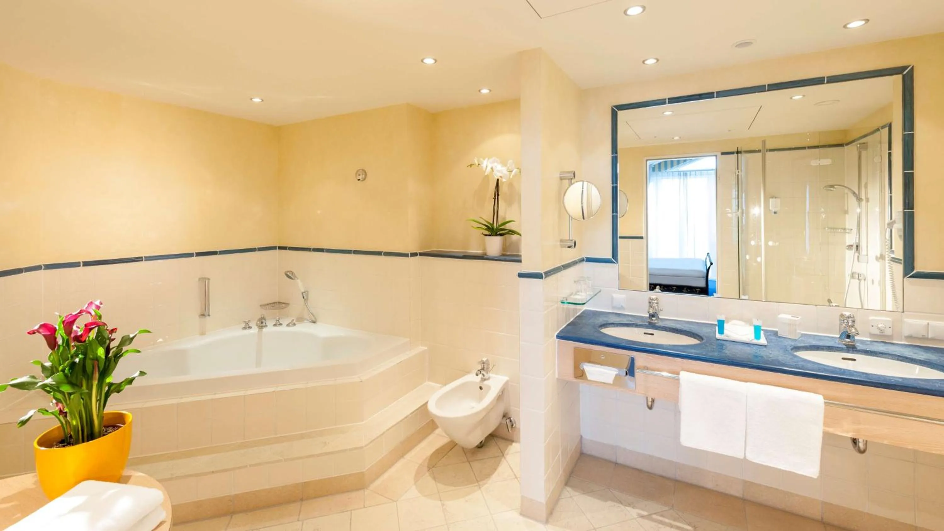 Photo of the whole room in Dorint Strandhotel Binz/Rügen