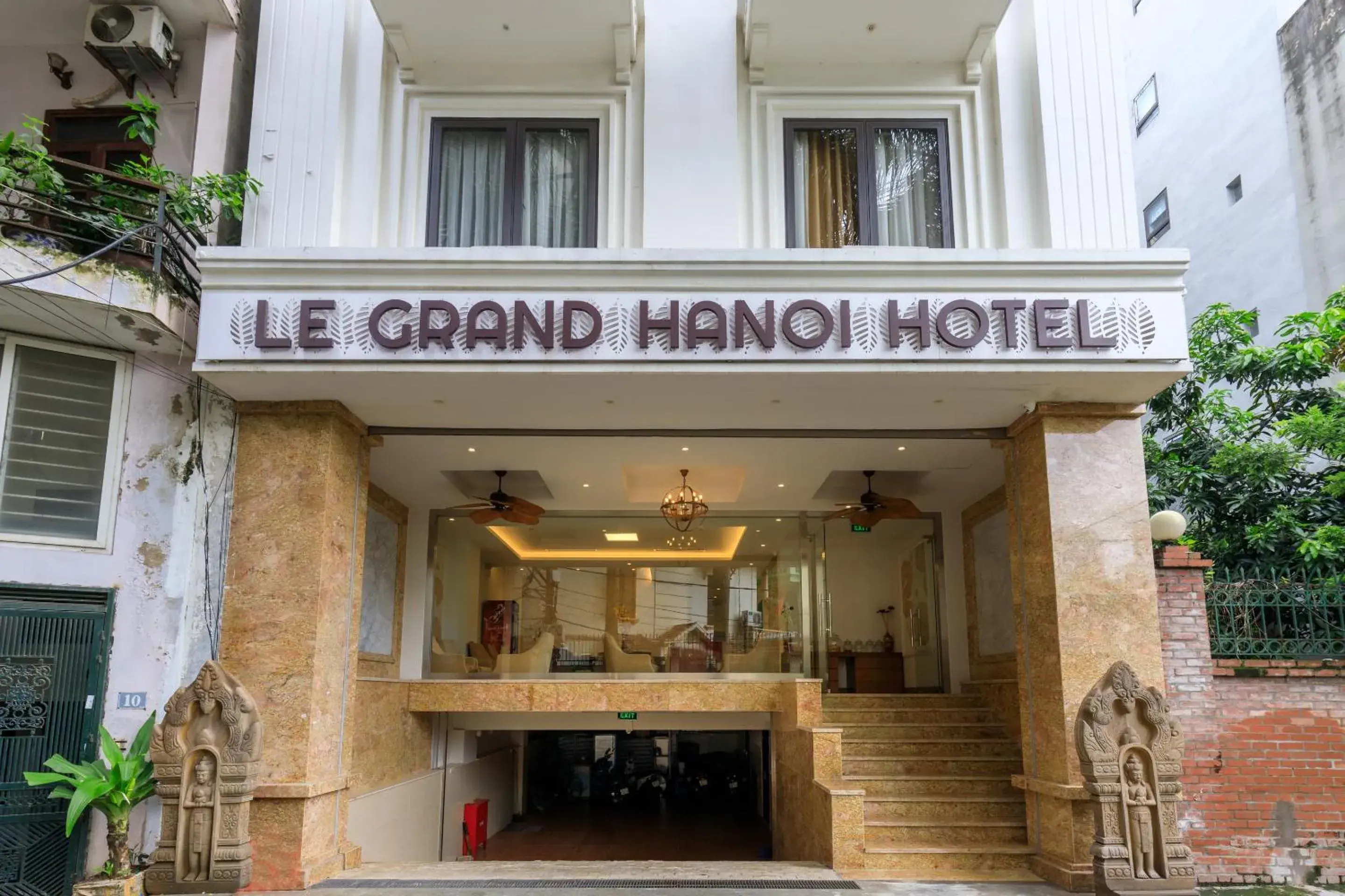 Facade/entrance in Super OYO Capital O 1169 Le Grand Hanoi Hotel - The Charm Facade/entrance in Super OYO Capital O 1169 Le Grand Hanoi Hotel - The Charm