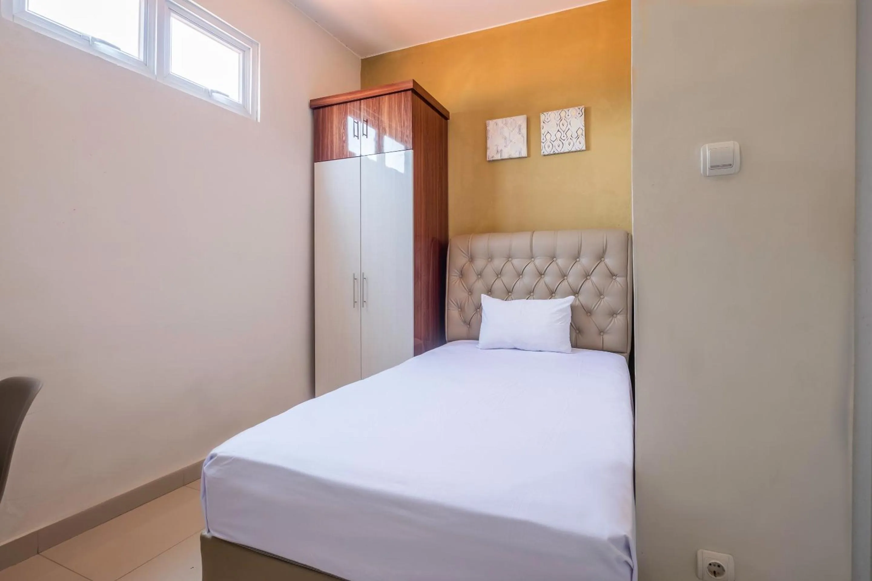 Bedroom, Bed in Koolkost near Stikes Cirebon