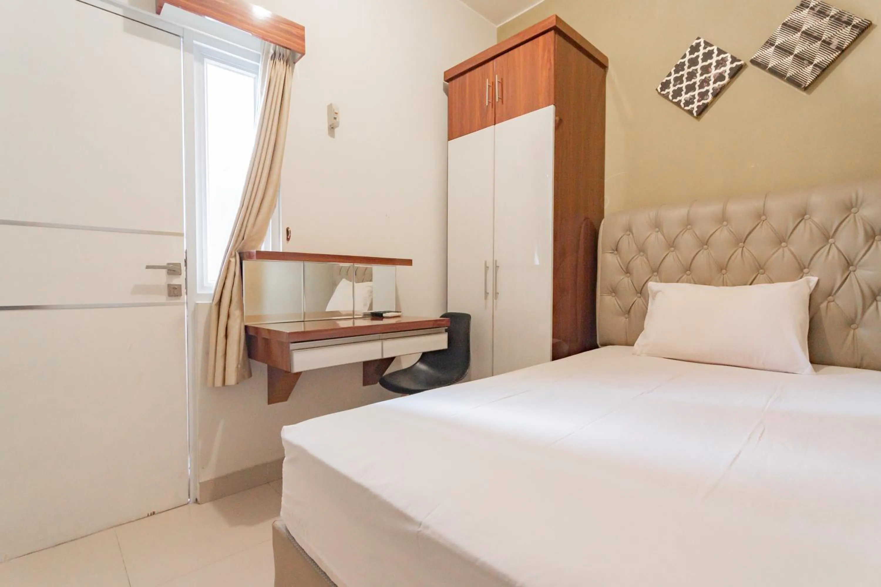 Bedroom, Bed in Koolkost near Stikes Cirebon