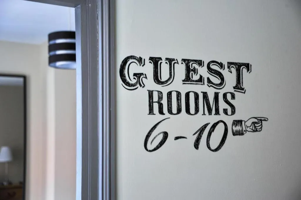 The White Hart Rooms