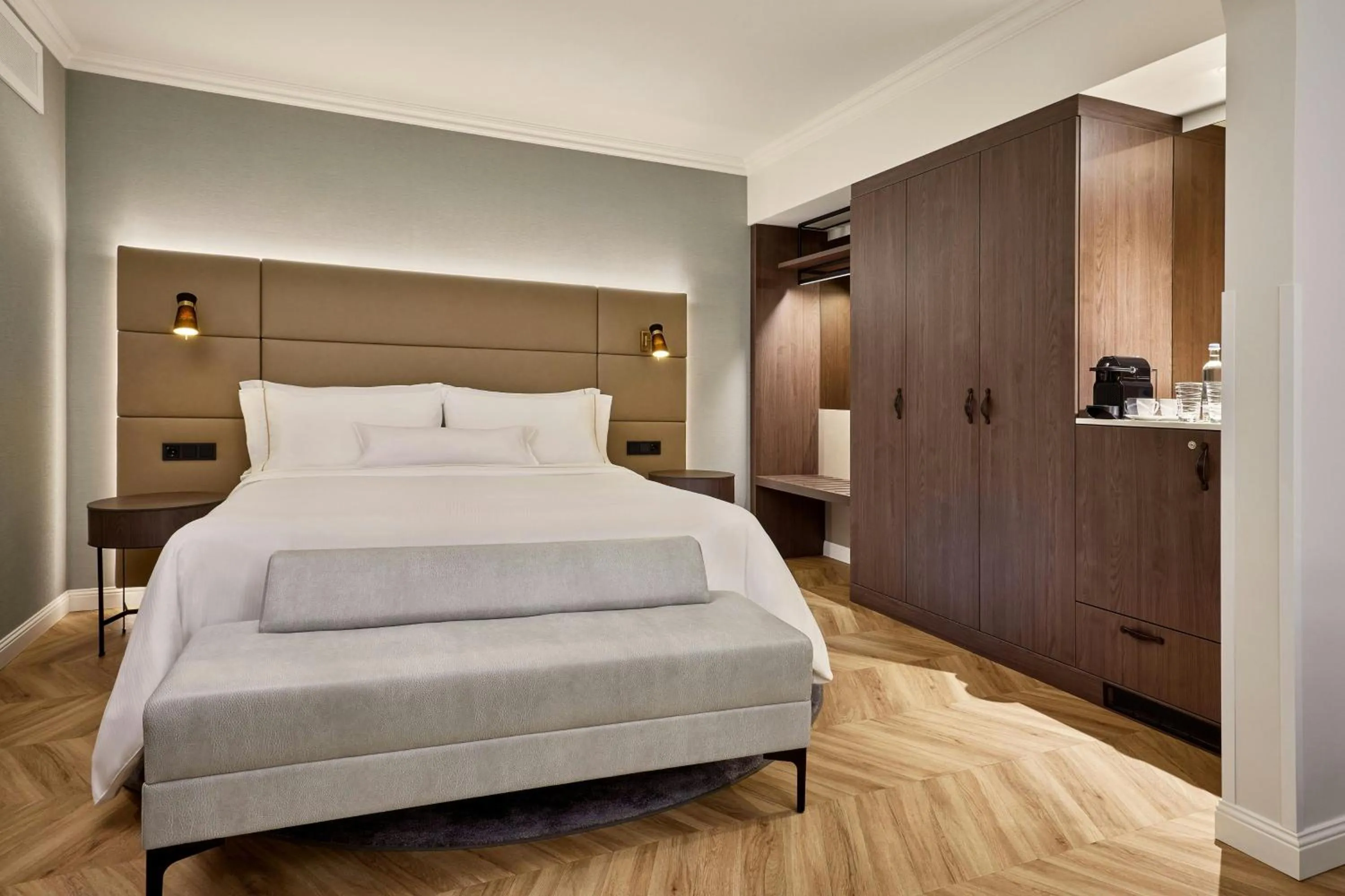Bedroom, Bed in The Westin Grand Berlin