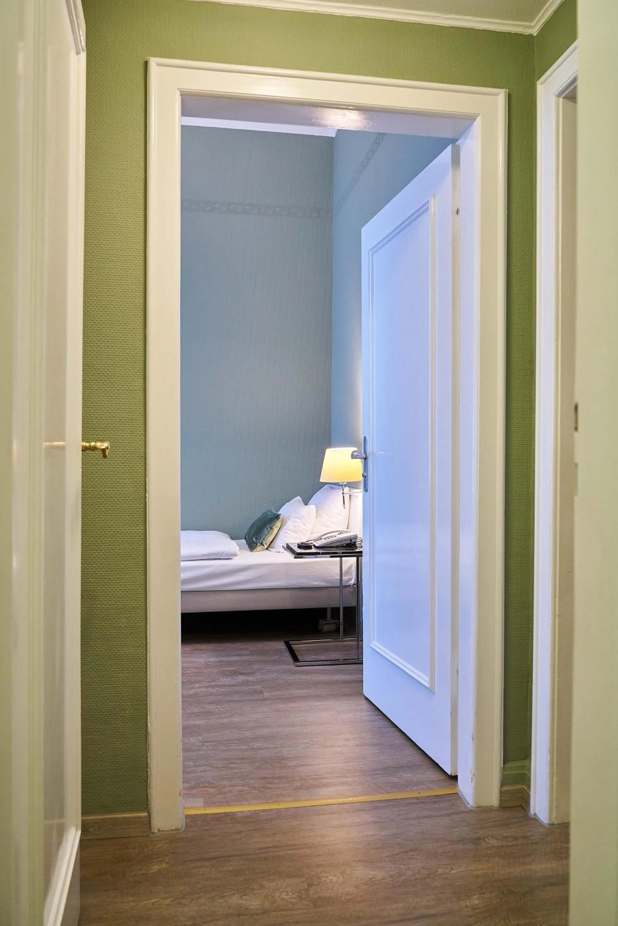 Bed in Hotel Monopol - Central Station