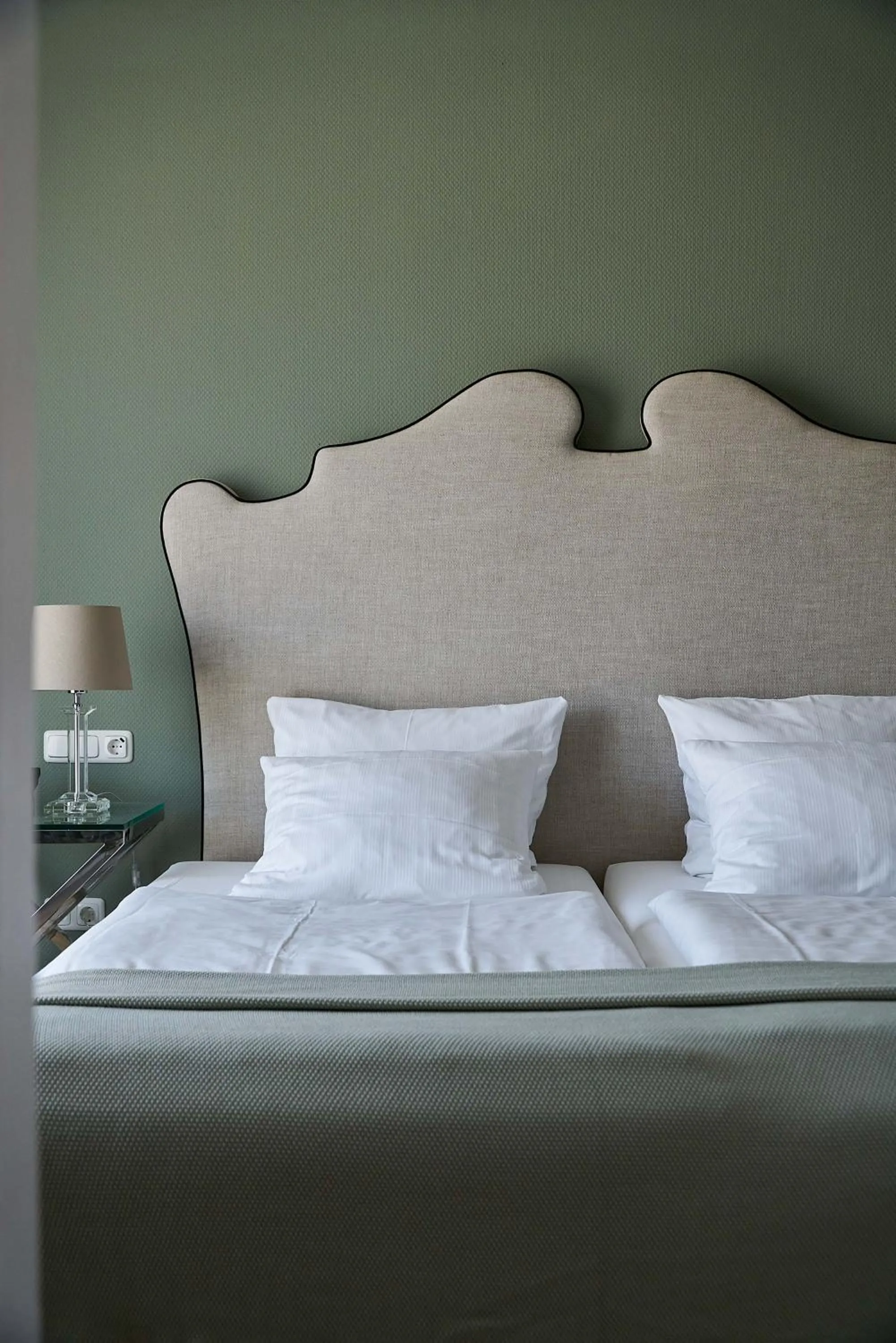 Bed in Hotel Monopol - Central Station