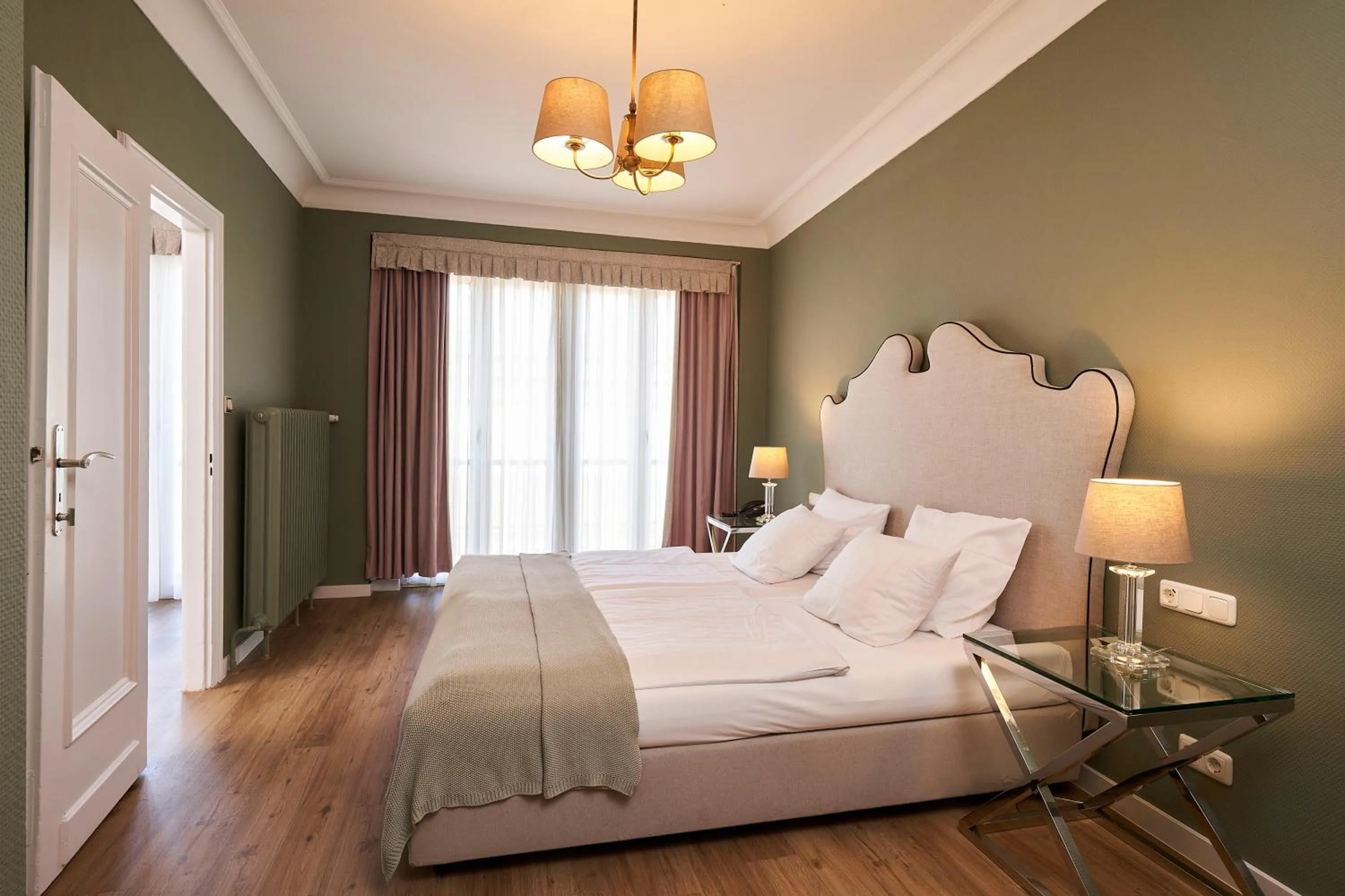 Bed in Hotel Monopol - Central Station