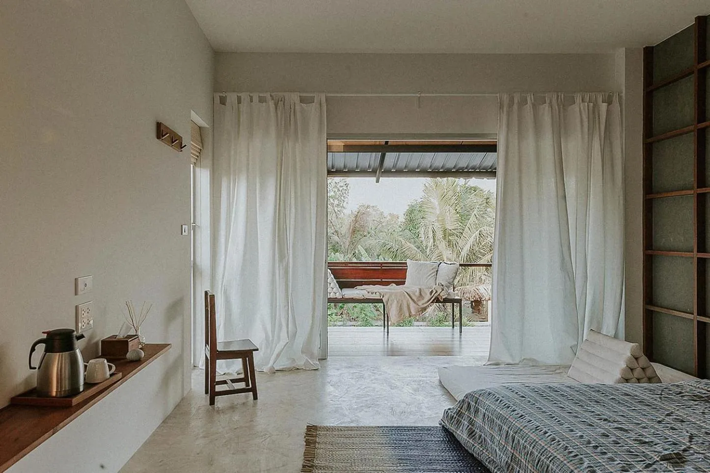 Bed in Baan Lek Villa