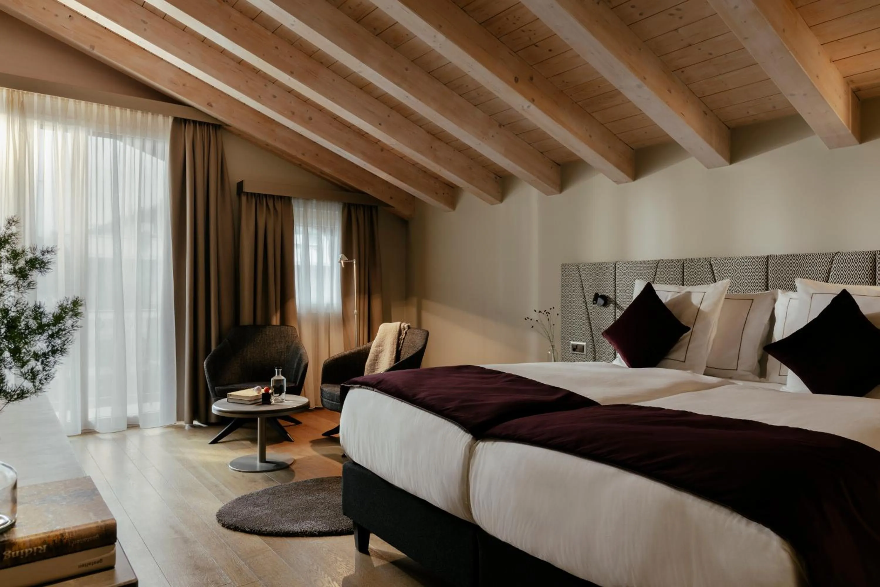 Bedroom, Bed in SCHLOSS Zermatt - CBD & Adaptogenic Spa and Sport Hotel