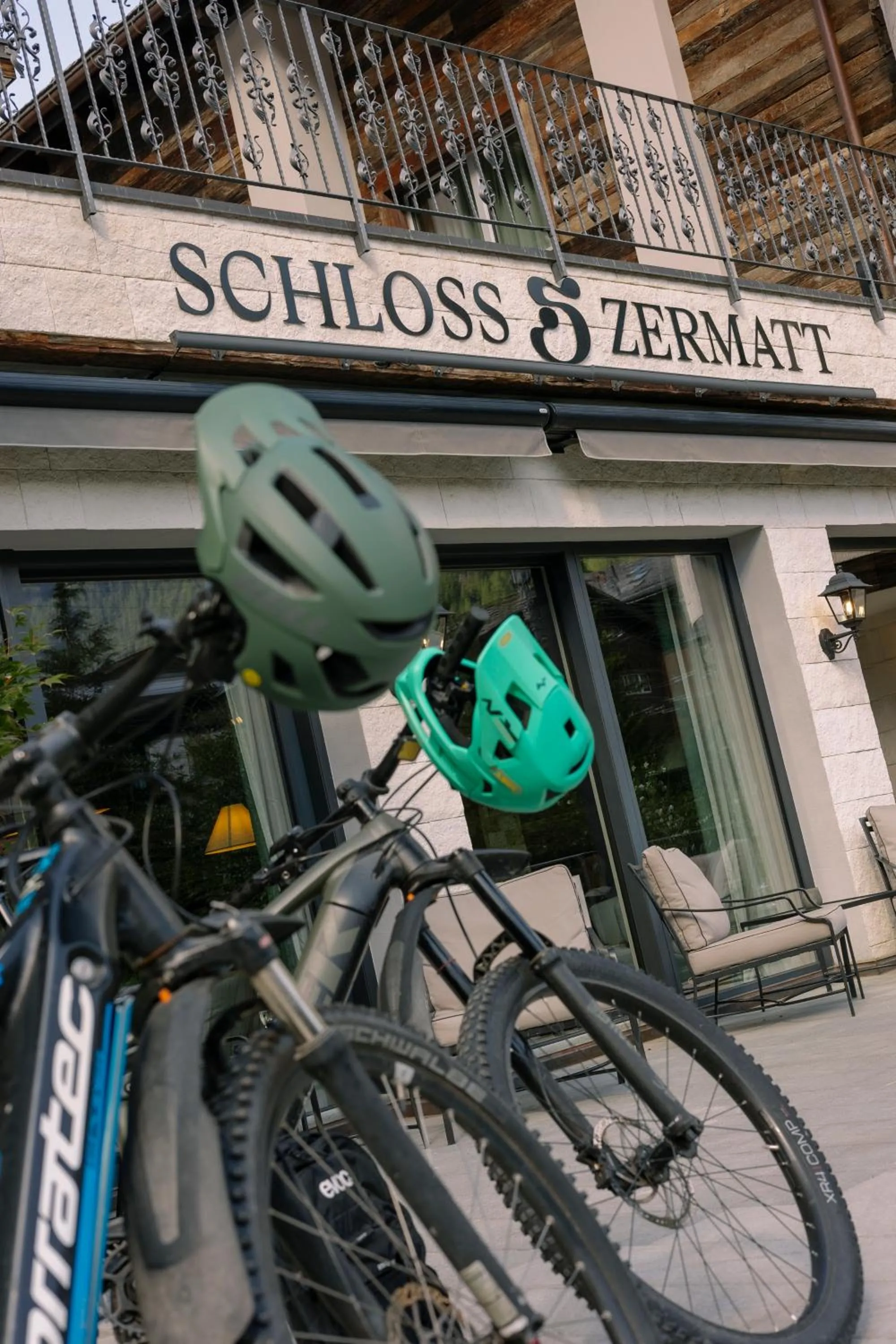 Day in SCHLOSS Zermatt - CBD & Adaptogenic Spa and Sport Hotel