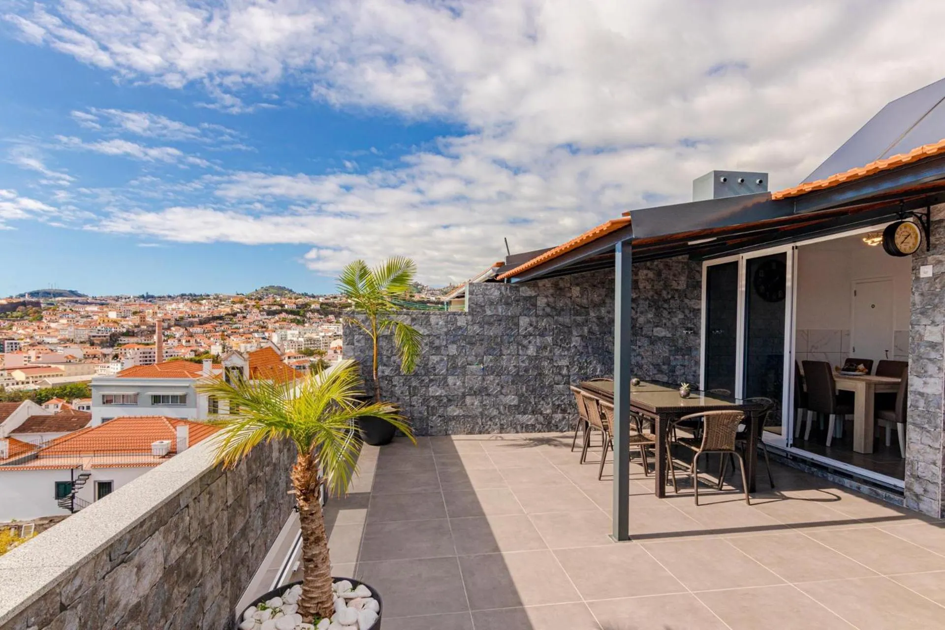 Balcony/Terrace in Flowers Island house 2