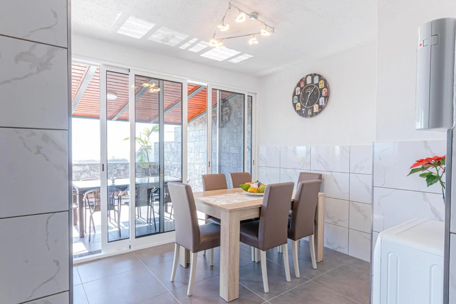 Dining area in Flowers Island house 2