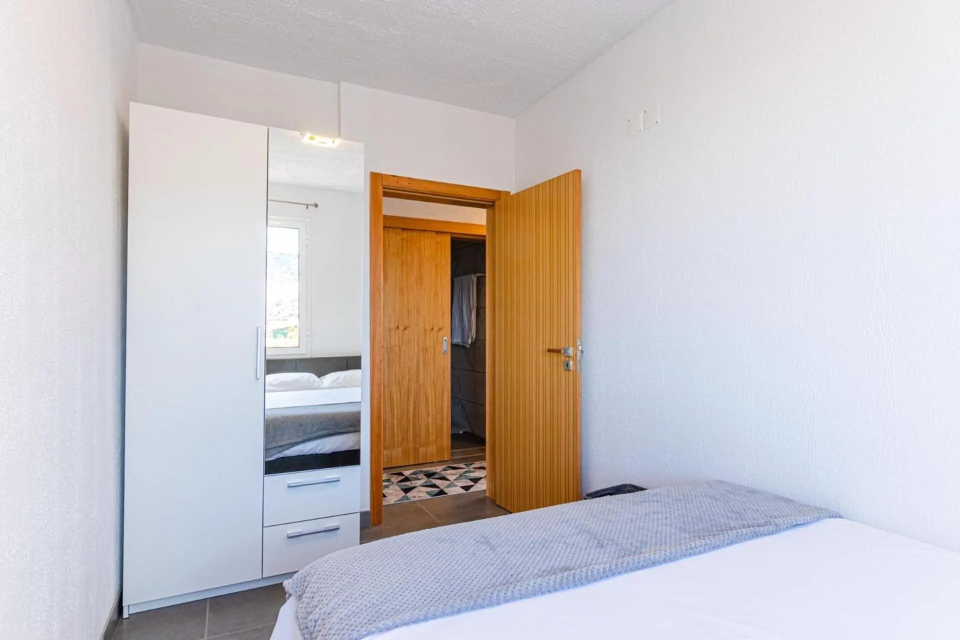Bedroom, Bed in Flowers Island house 2