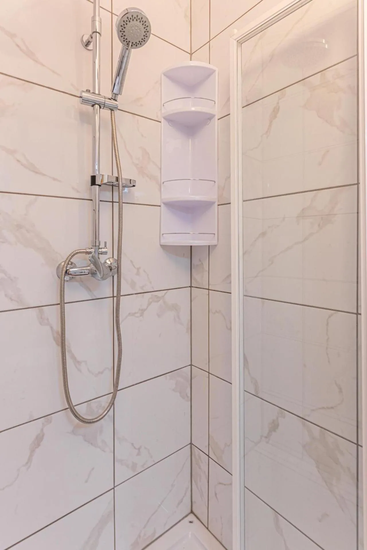 Bathroom in Flowers Island house 2