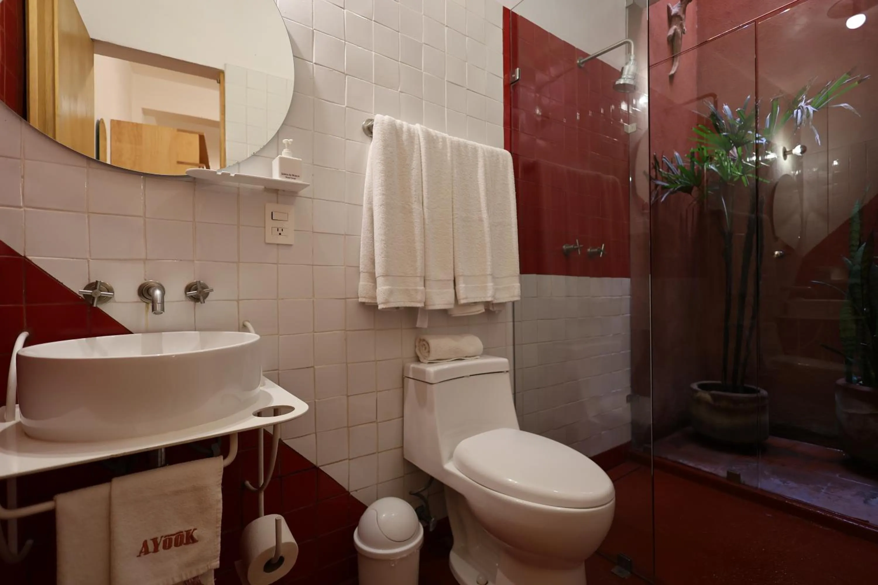 Bathroom in Hotel Ayook