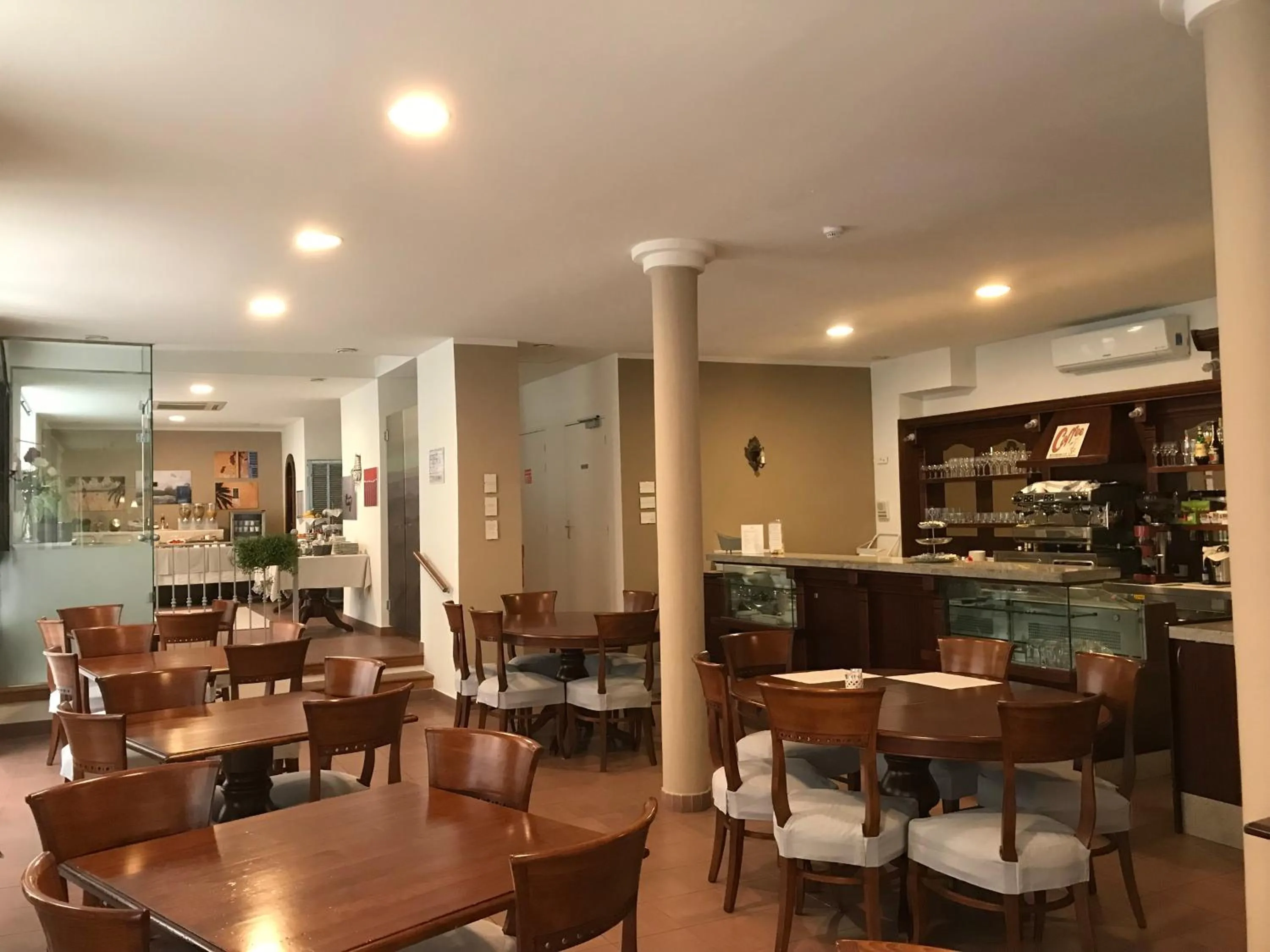 Lounge or bar in AZUR HOTEL