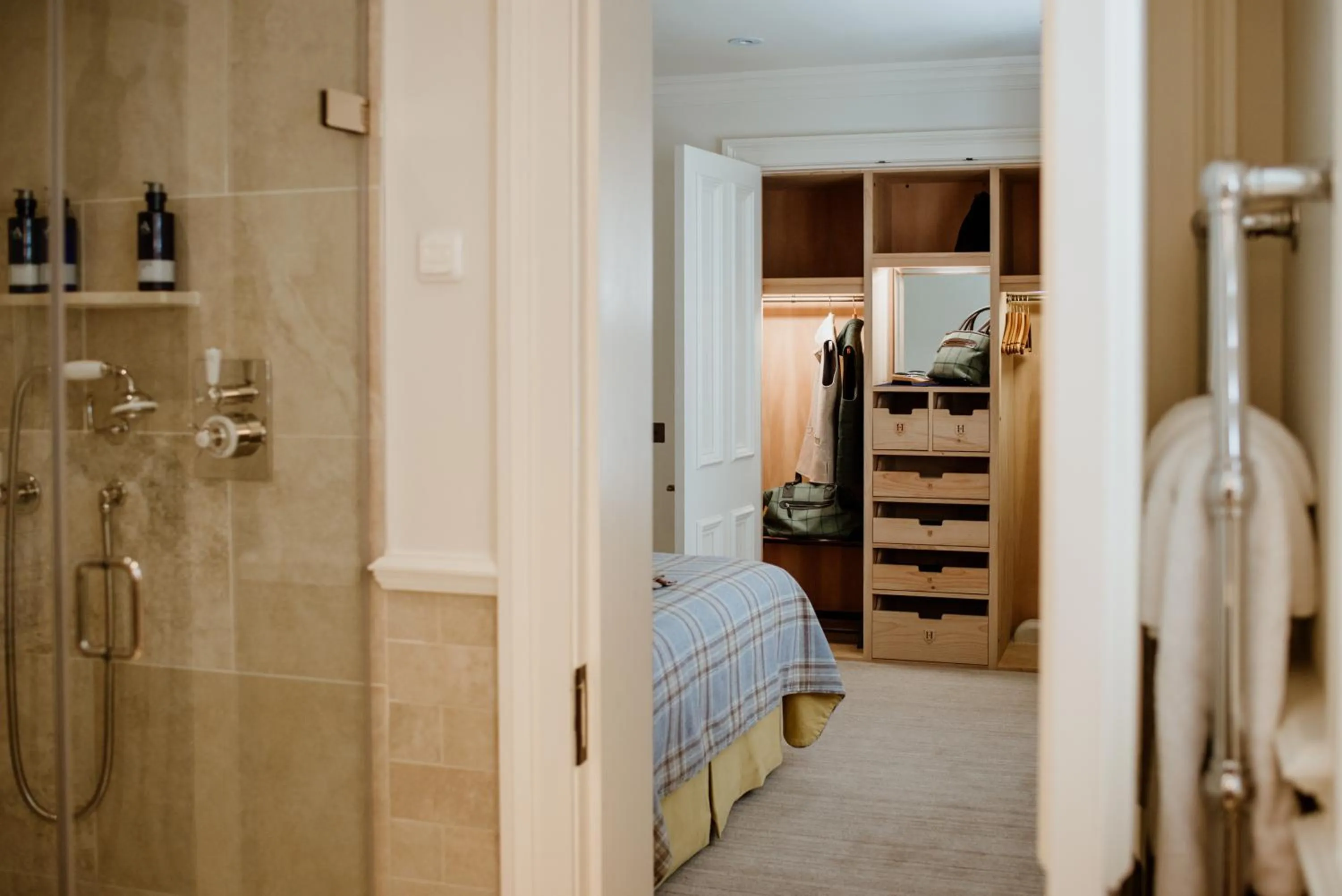 Bathroom, Bed in Links House at Royal Dornoch