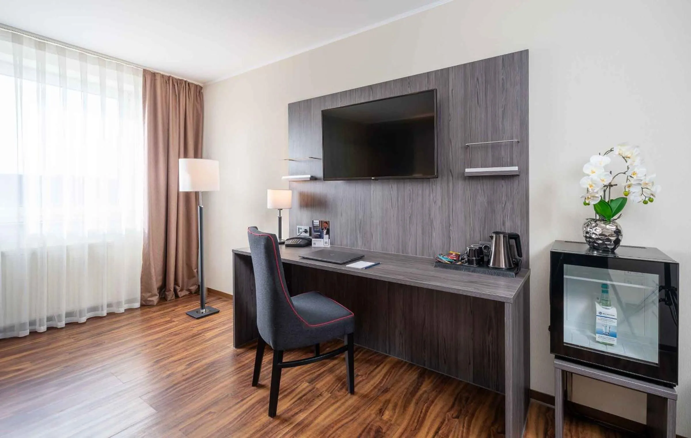 hair dresser in Best Western PLAZA Hotel Grevenbroich