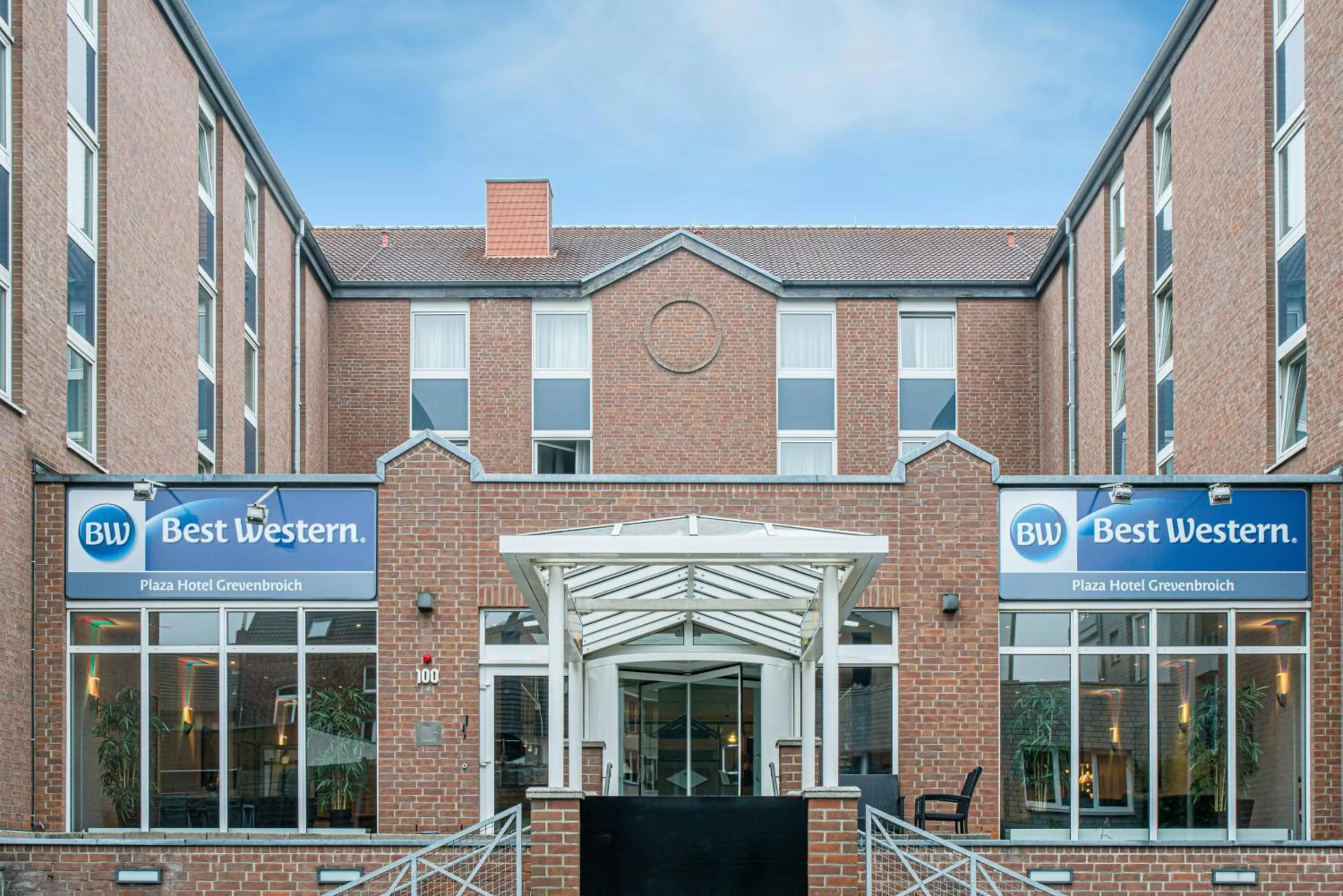 Property building in Best Western PLAZA Hotel Grevenbroich