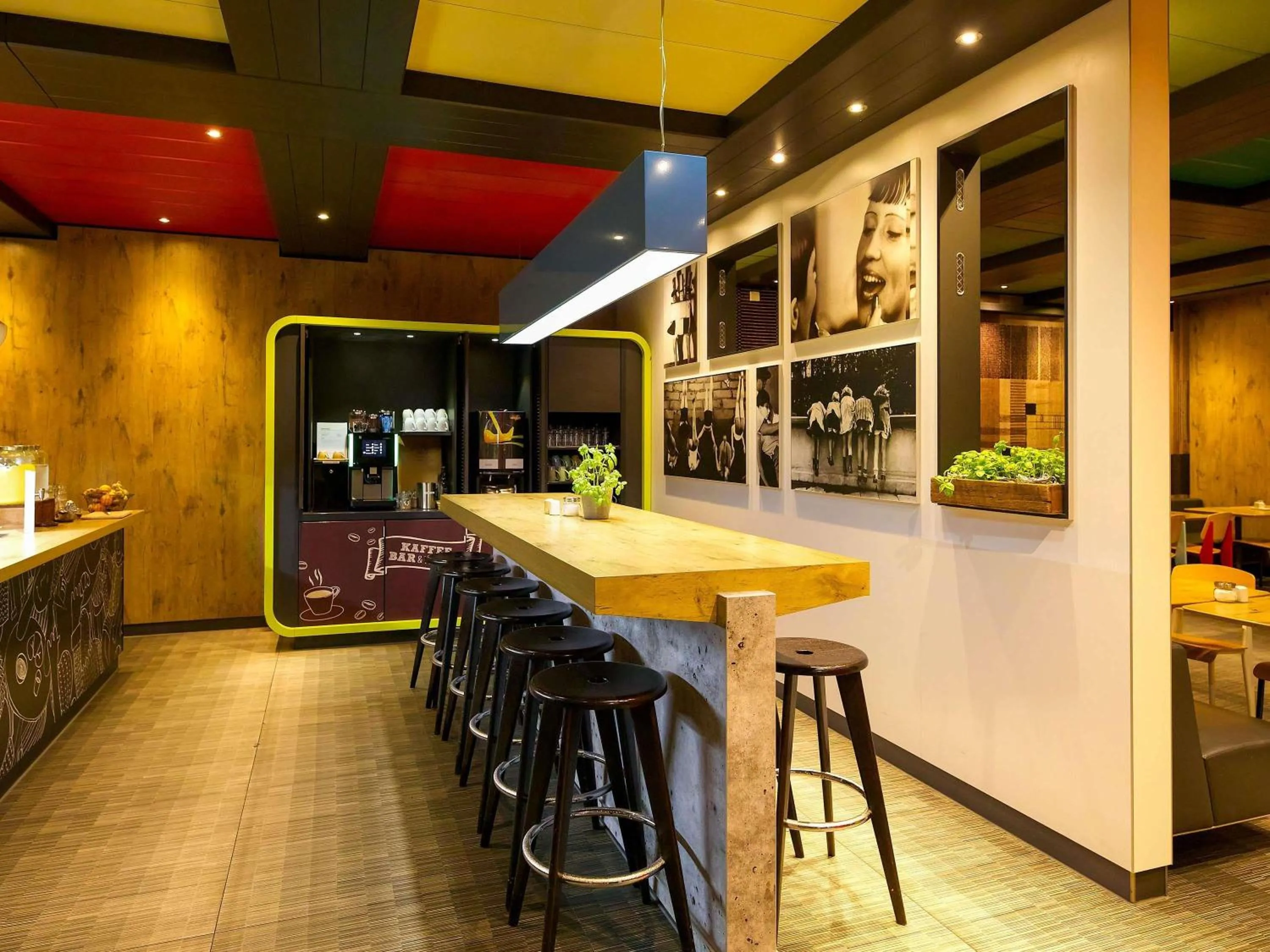 Breakfast in ibis Berlin City Potsdamer Platz