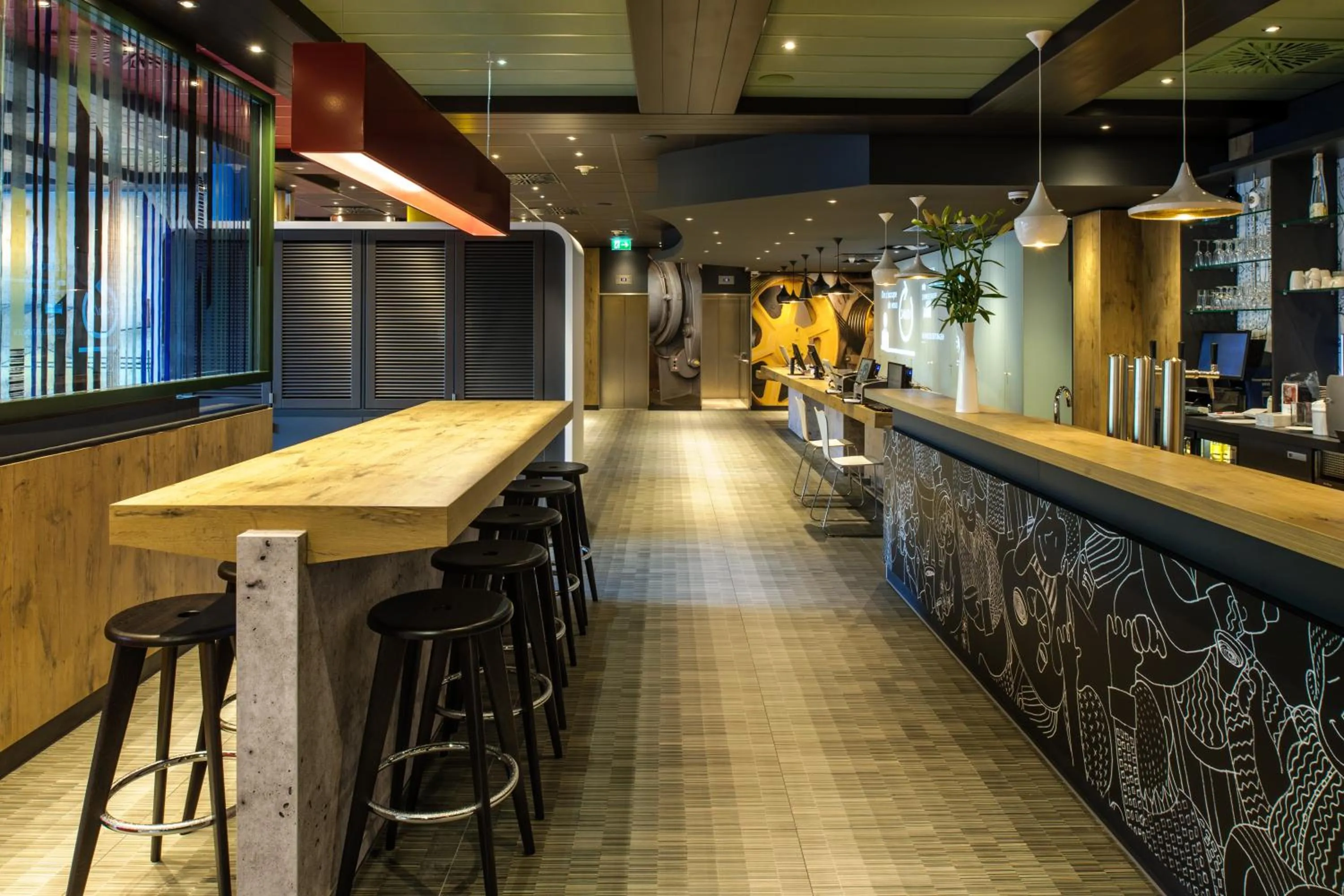 Seating area in ibis Berlin City Potsdamer Platz