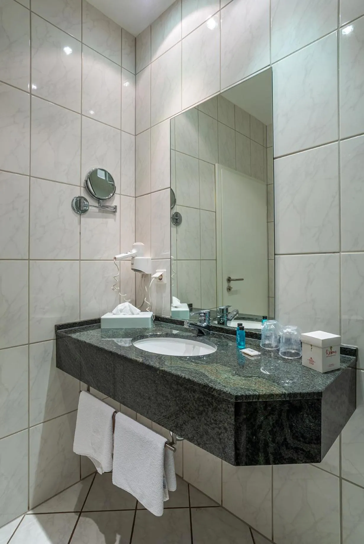 Bathroom in Berghotel Kockelsberg