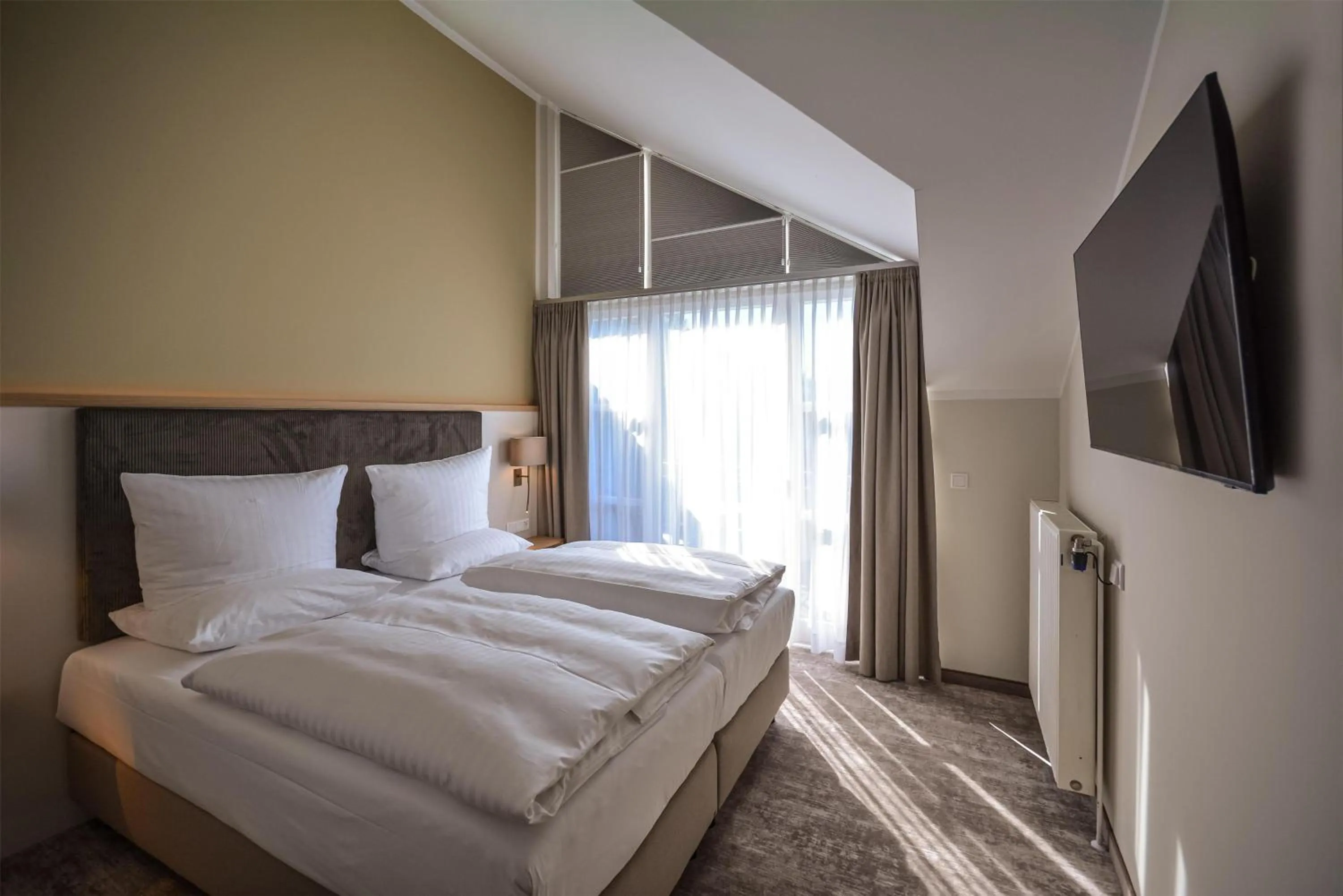 Photo of the whole room, Bed in Dorint Strandresort & Spa Ostseebad Wustrow