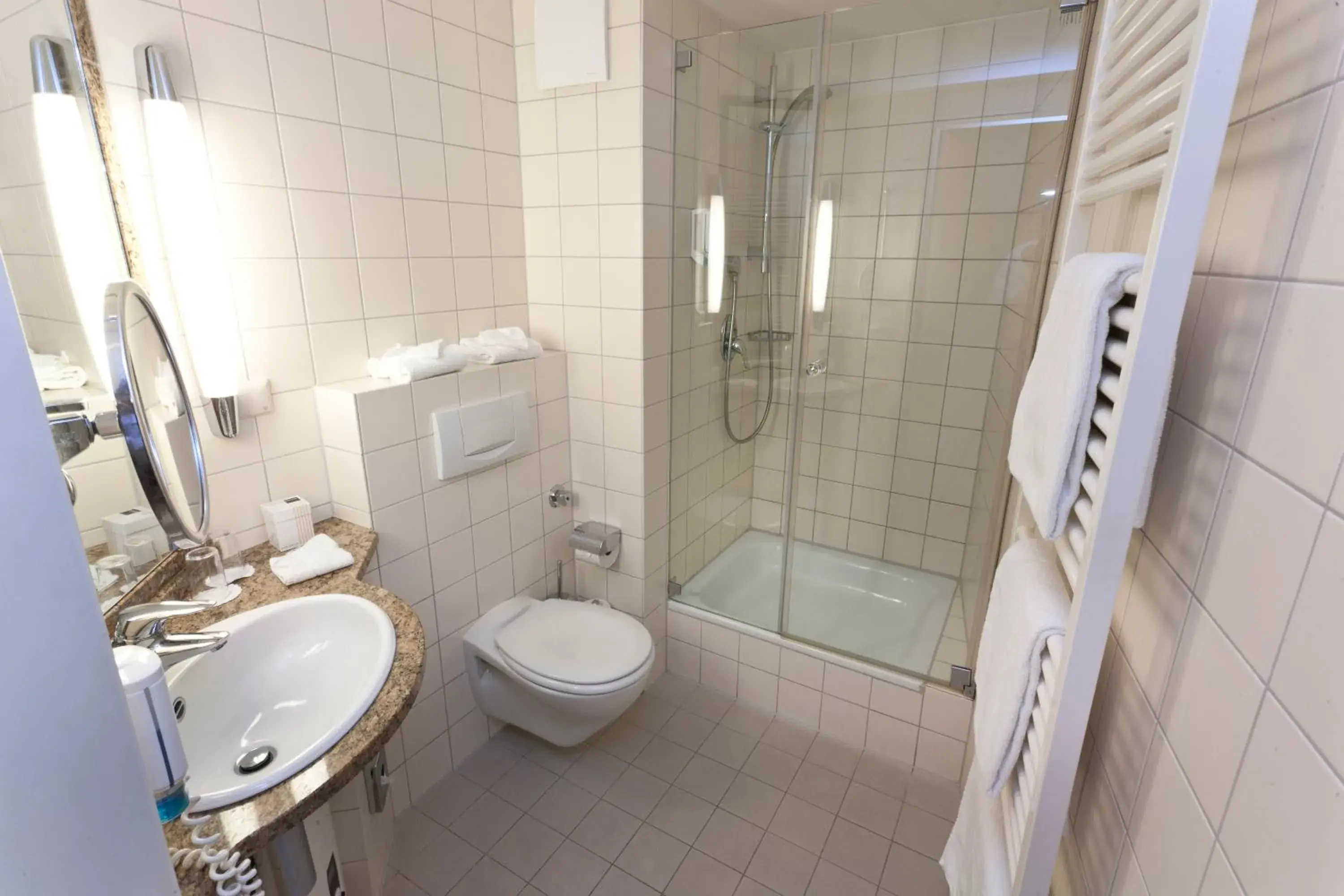 Standard Room with Double Bed in Dorint Strandresort & Spa Ostseebad Wustrow Standard Room with Double Bed in Dorint Strandresort & Spa Ostseebad Wustrow