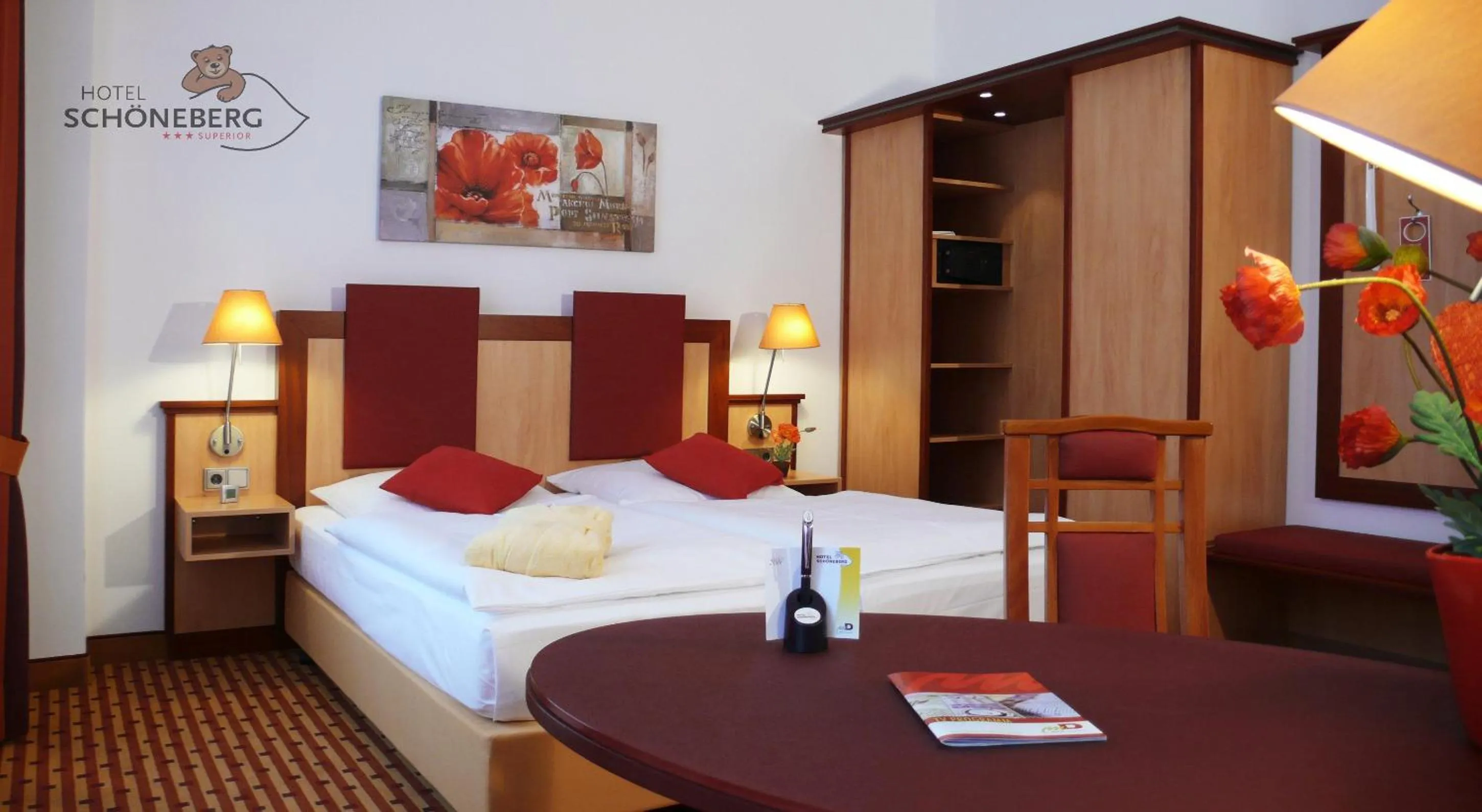 Photo of the whole room, Bed in Hotel Schöneberg