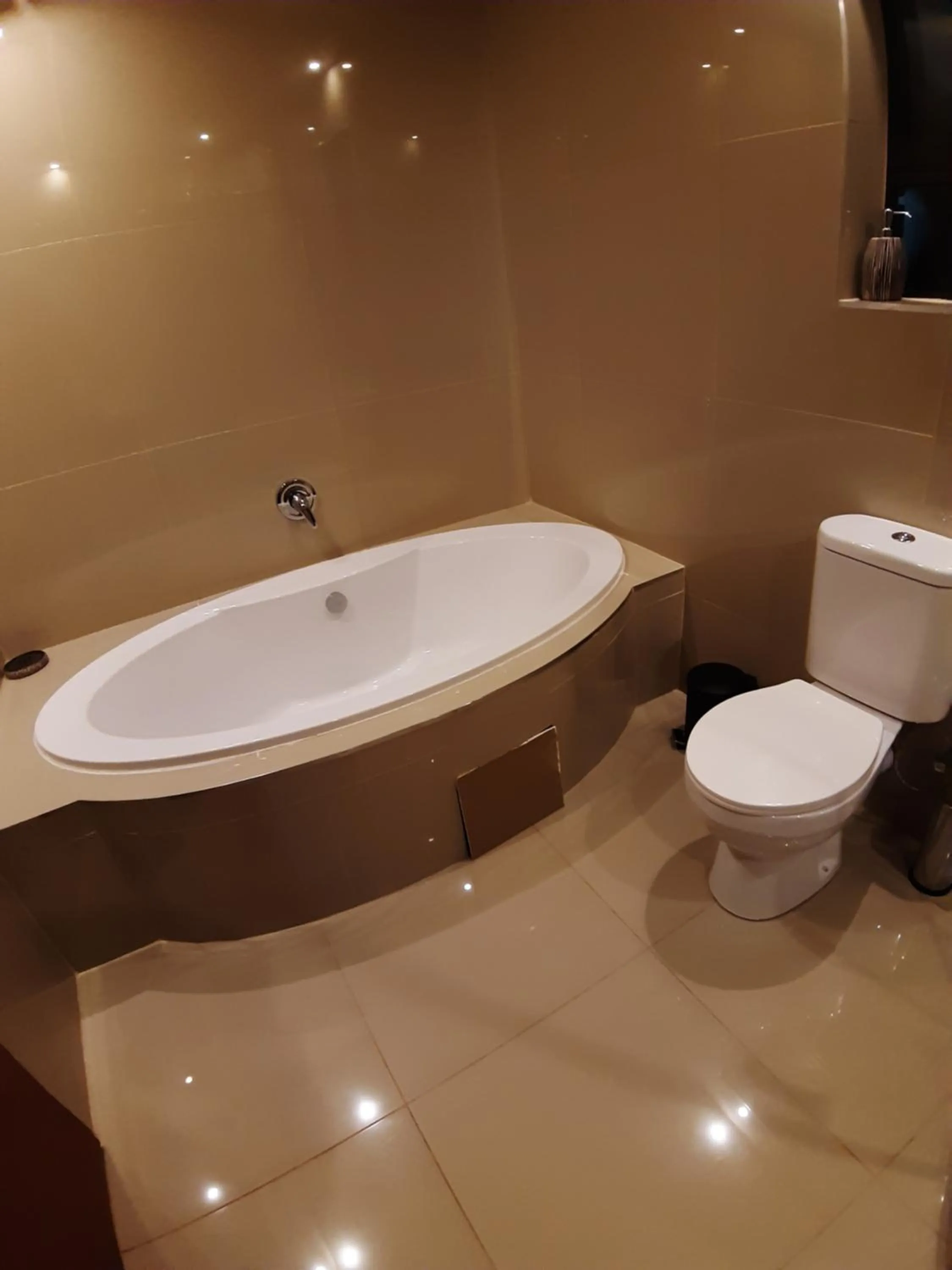 Toilet in Citystay Ladybrand