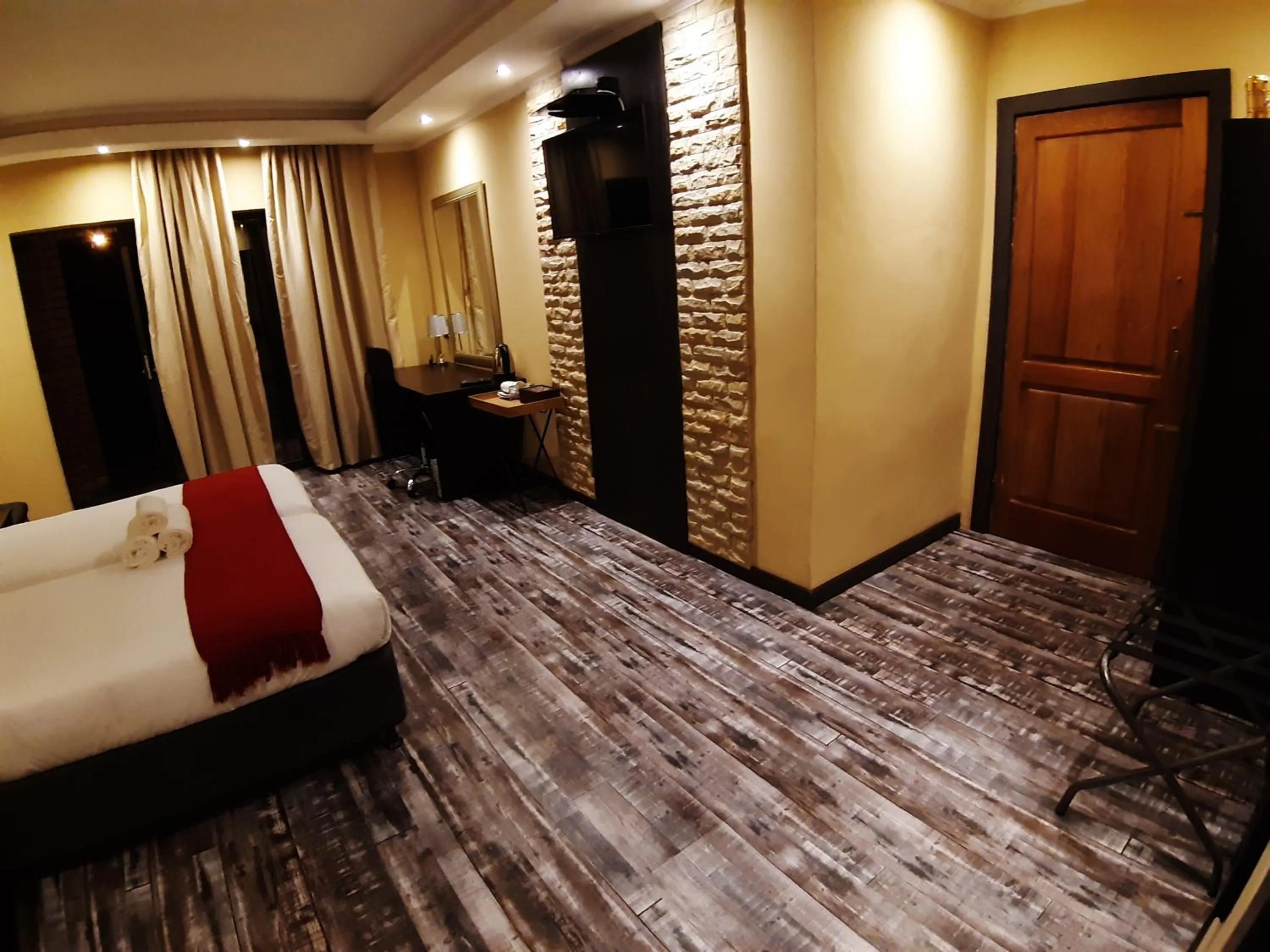 Photo of the whole room, Bed in Citystay Ladybrand