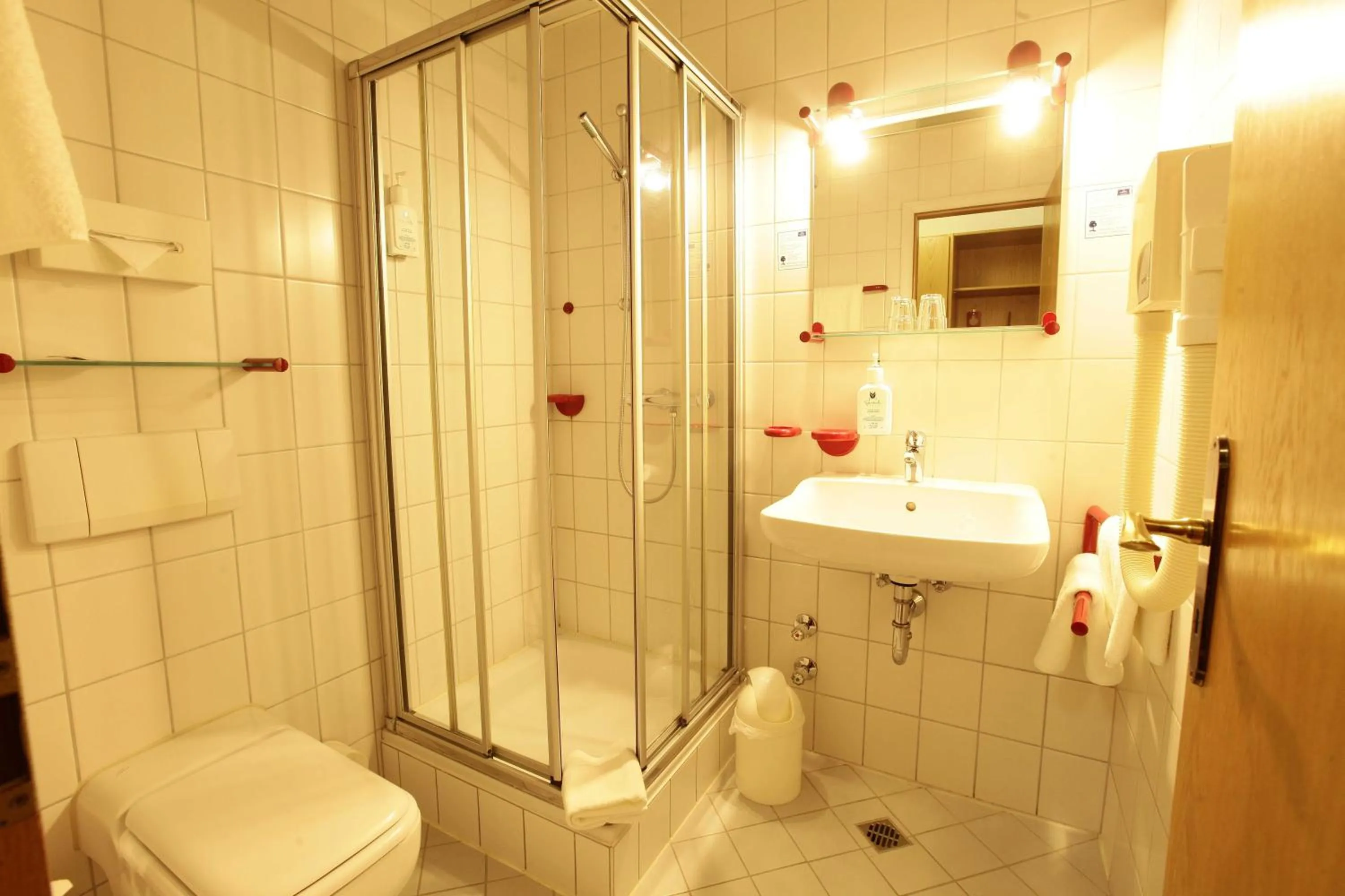 Shower in Hotel & Restaurant Wilhelm von Nassau