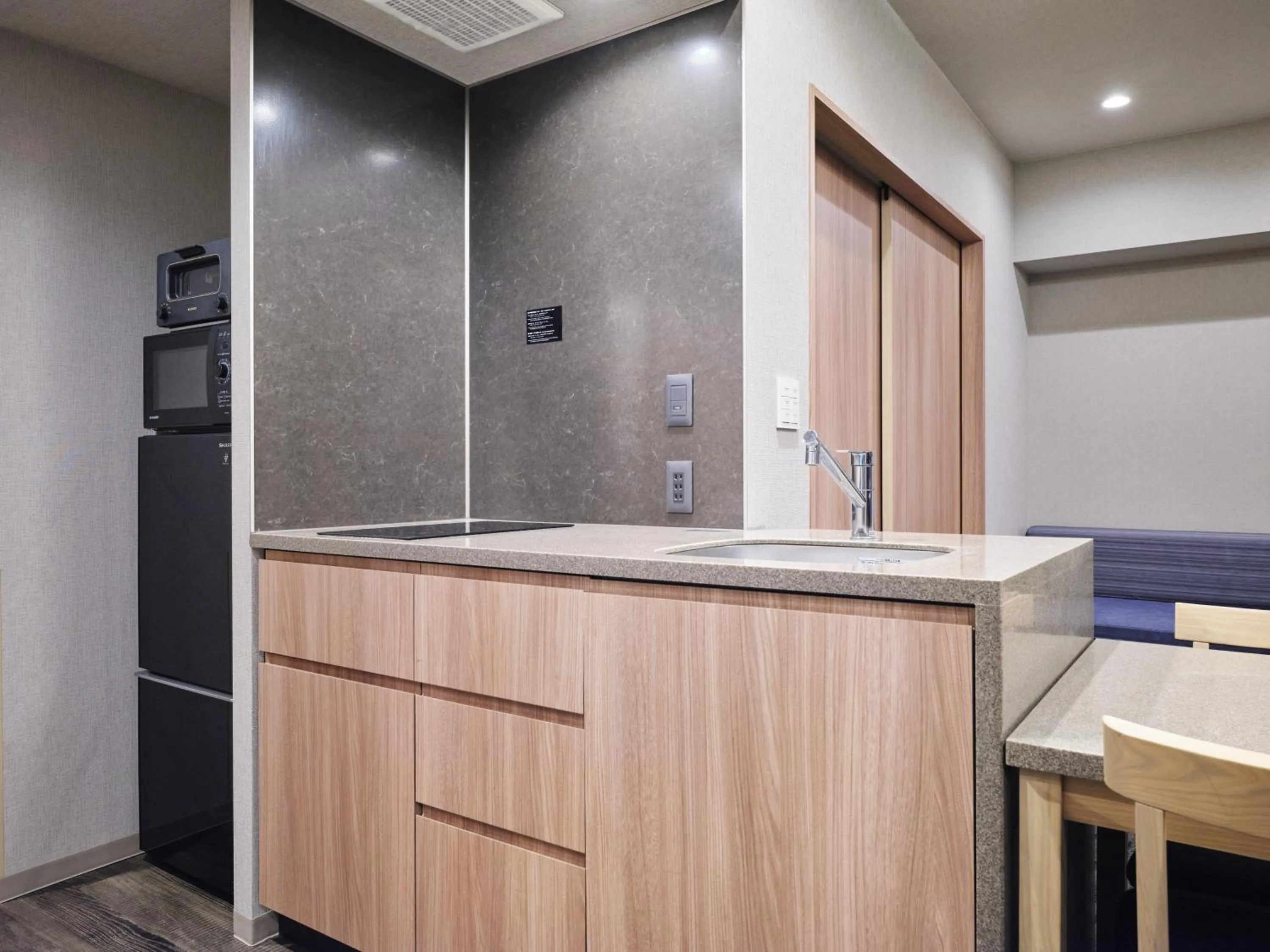 MONday Apart Premium HAMAMATSUCHO