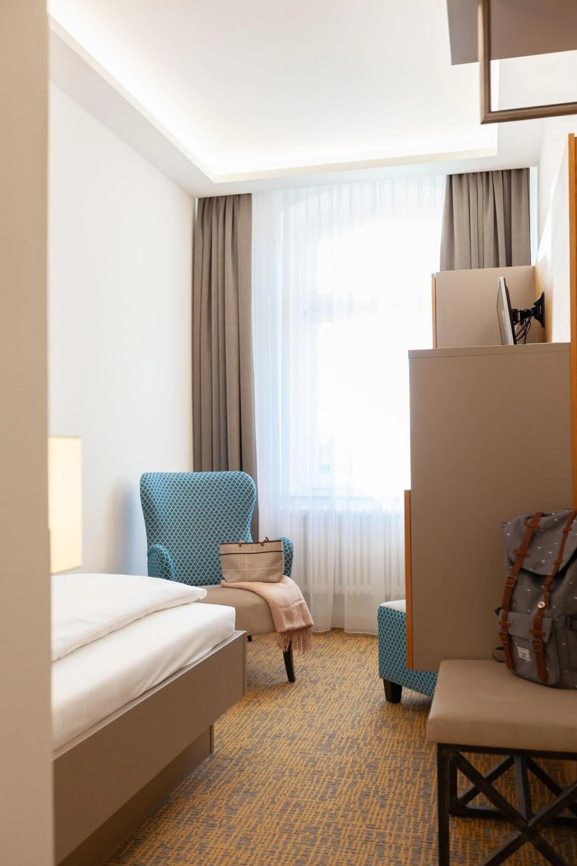 Photo of the whole room, Bed in Hotel Ross