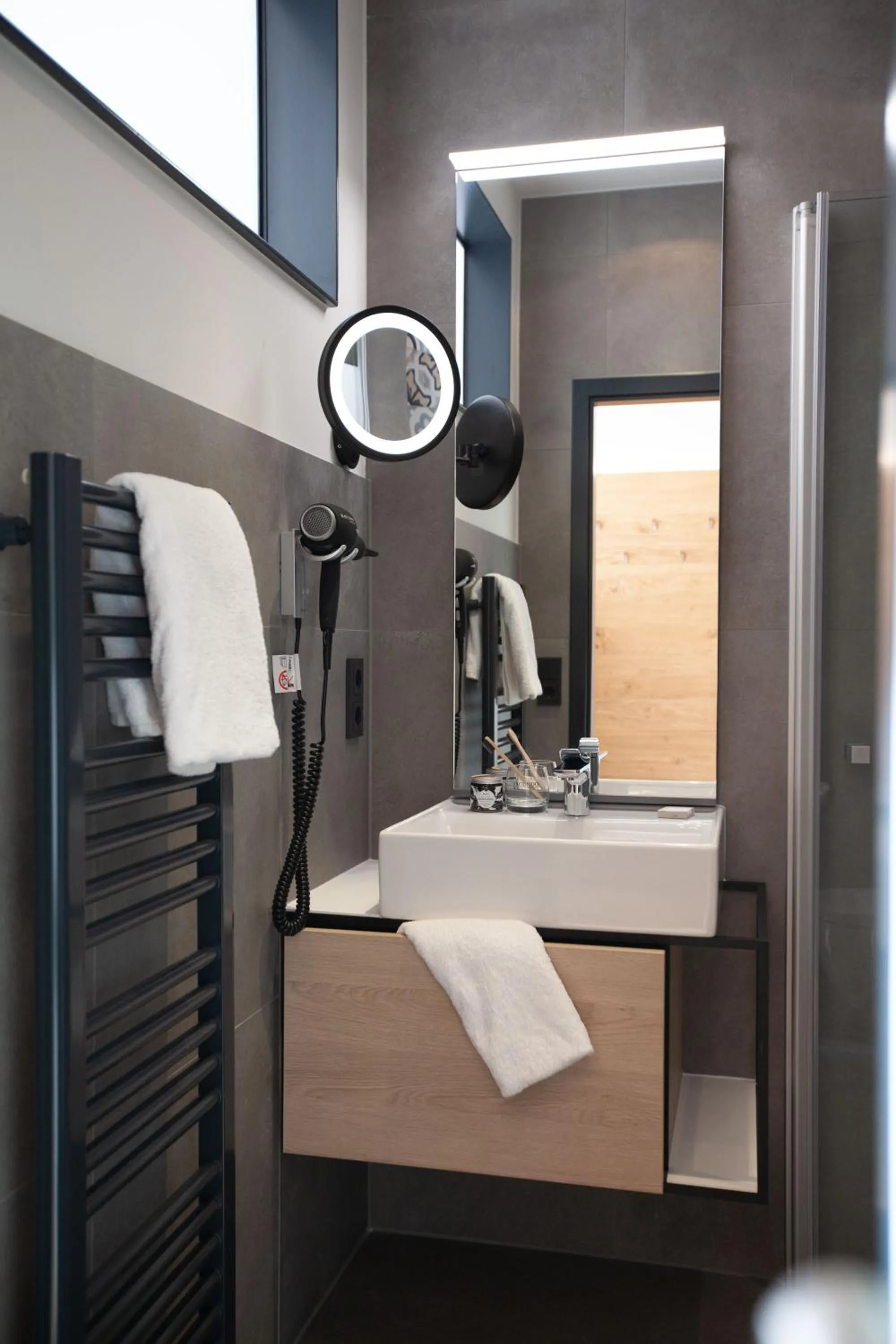 Bathroom in Hotel Ross