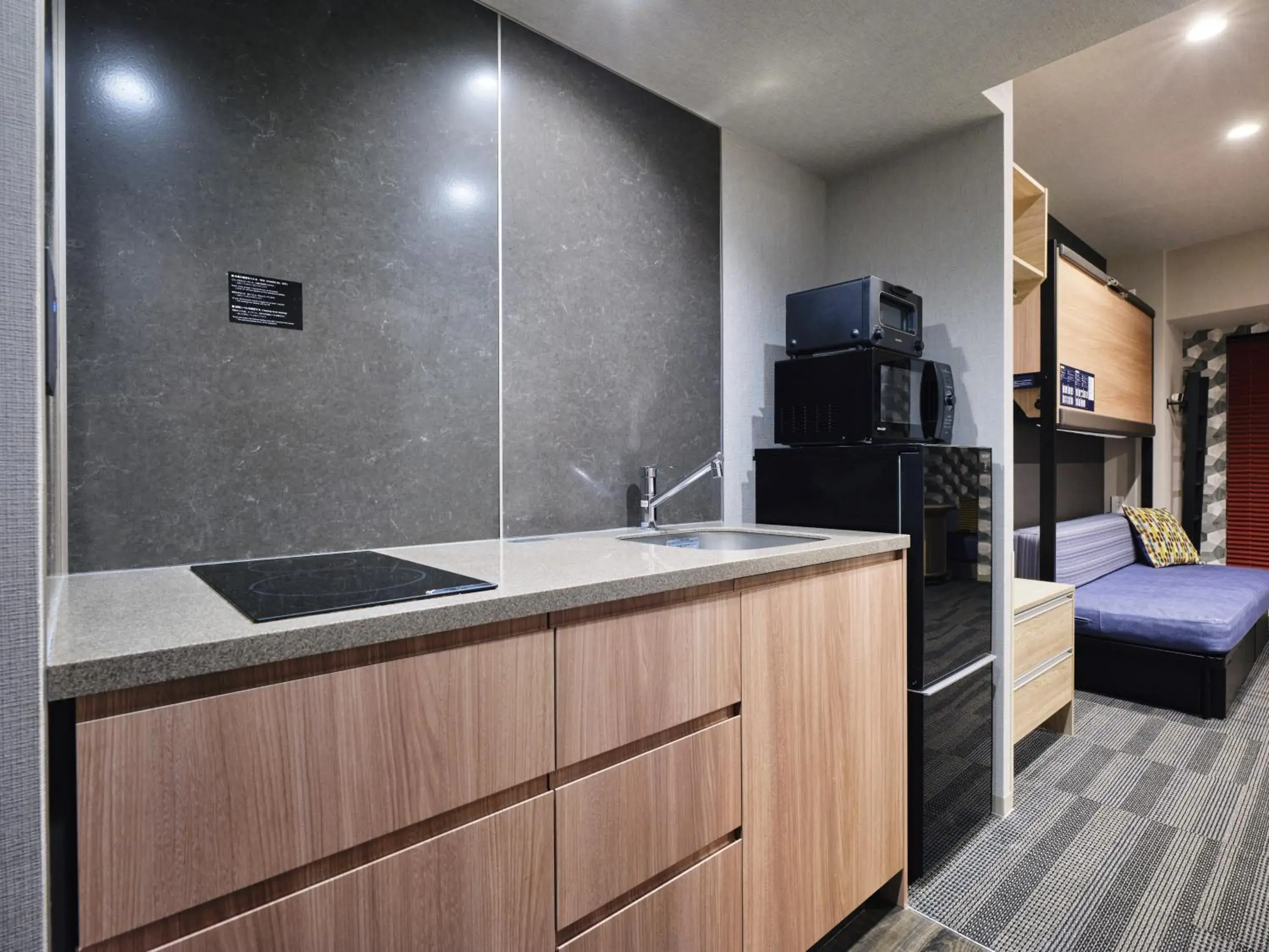 Bed in MONday Apart Hamamatsucho Daimon Bed in MONday Apart Hamamatsucho Daimon