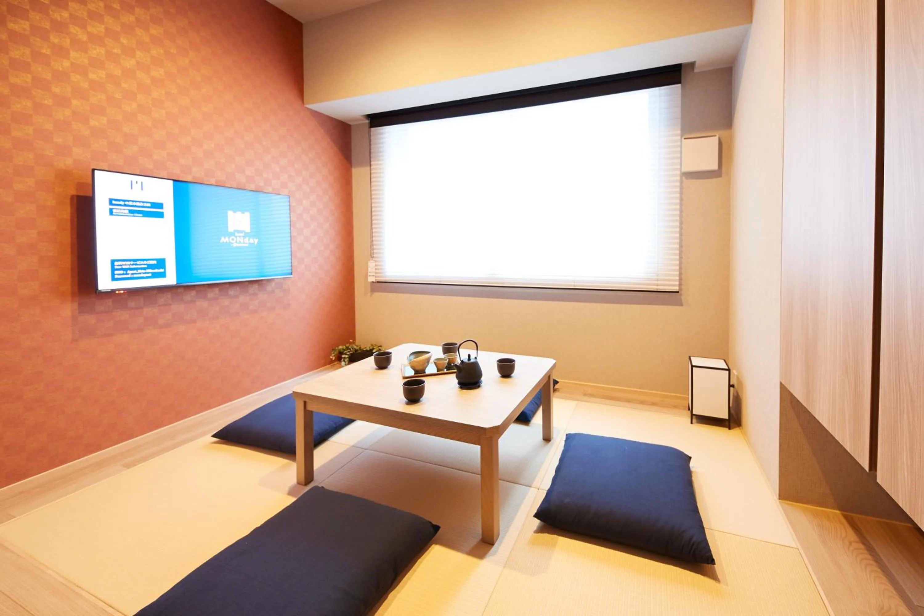 Photo of the whole room in MONday Apart Premium 日本橋