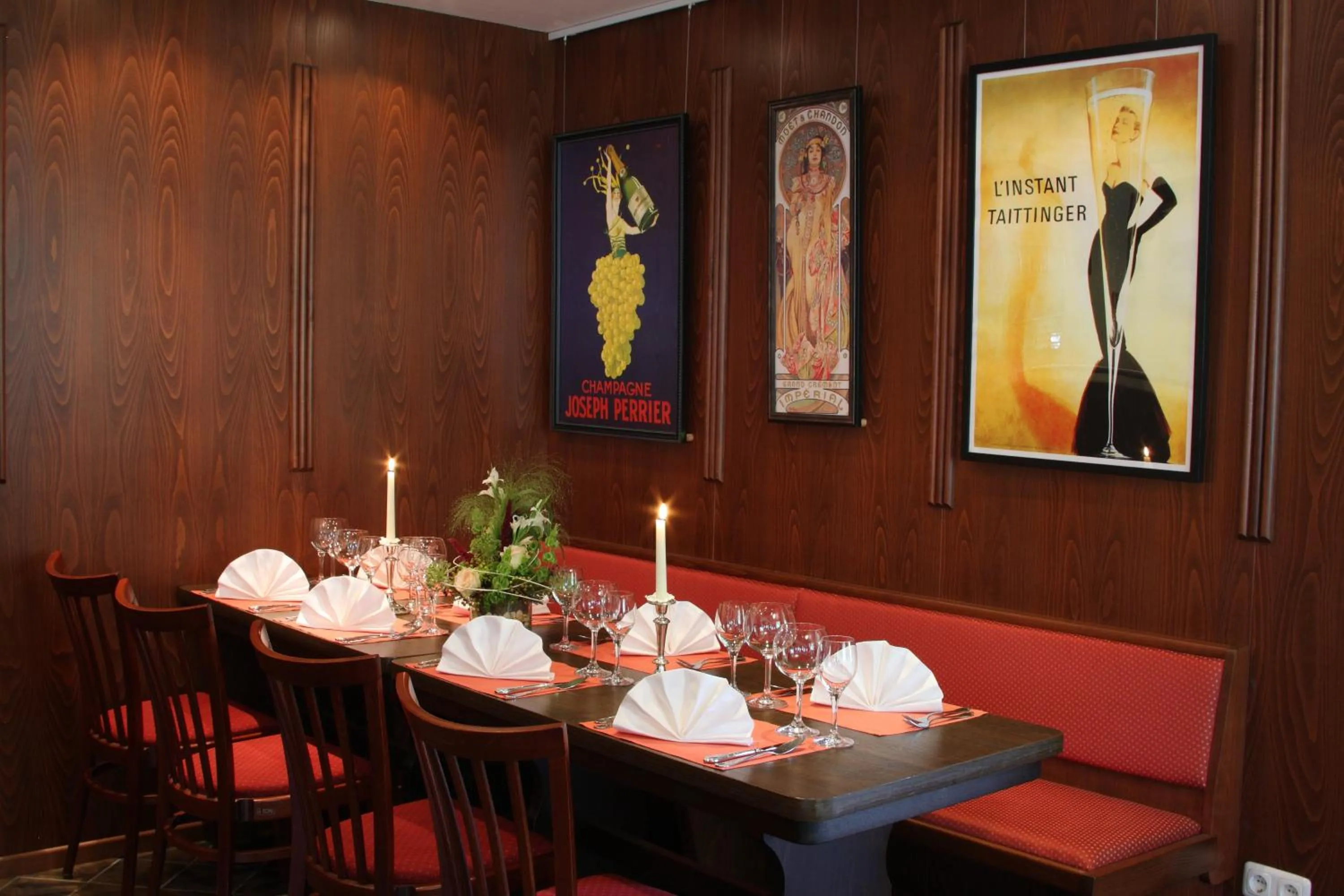 Restaurant/places to eat in Hotel und Restaurant Eurohof