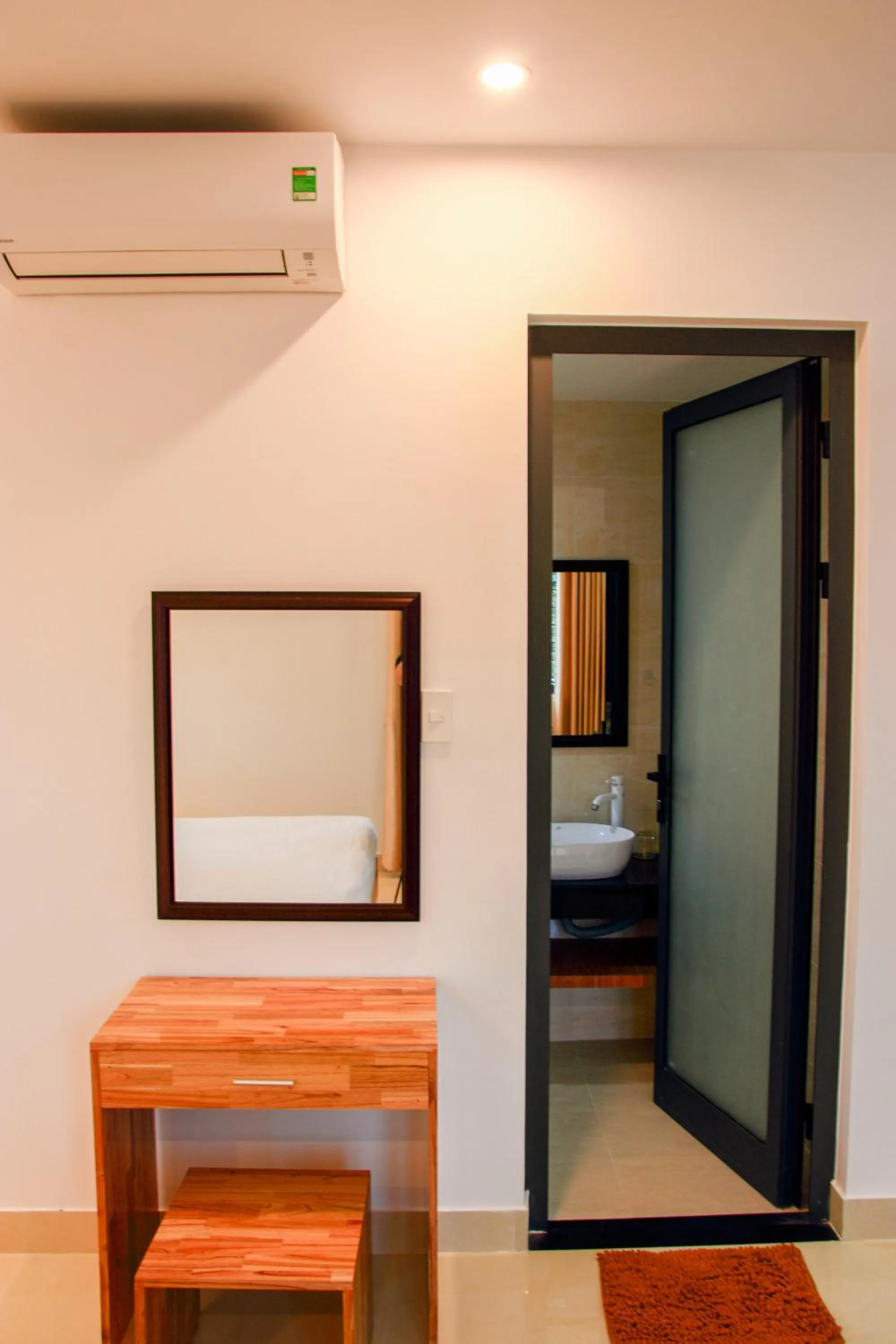 Bathroom, Bed in Hoi An New Life Homestay & Villa