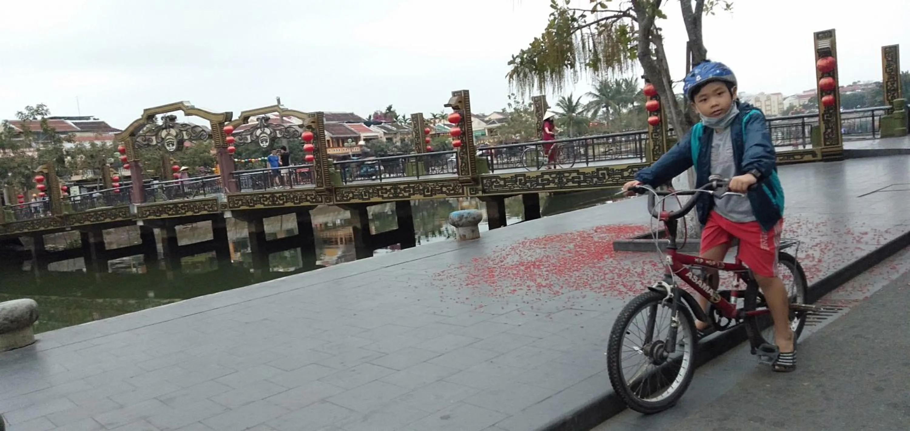 People in Hoi An New Life Homestay & Villa